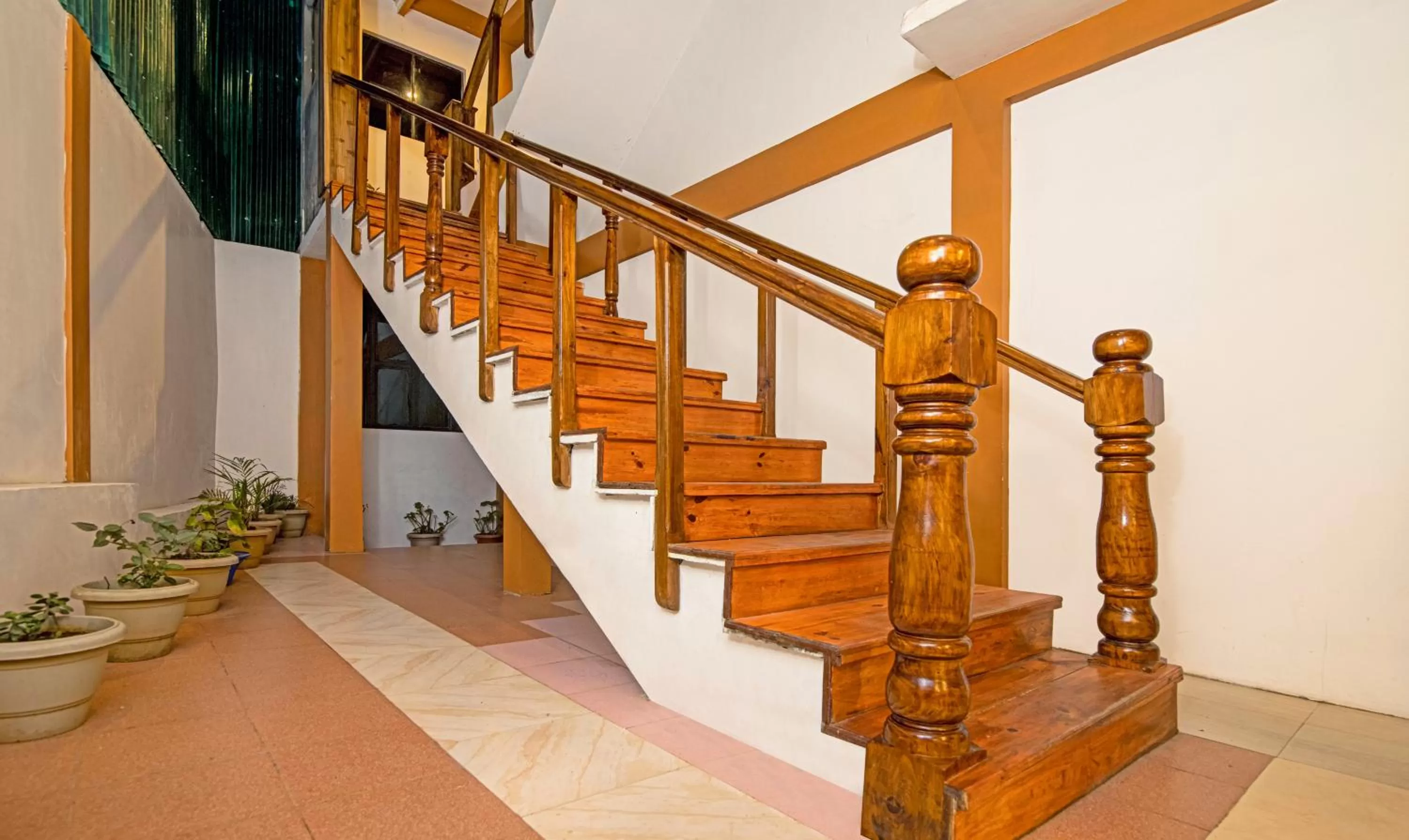 Lobby or reception in Treebo Omega Stay Inn