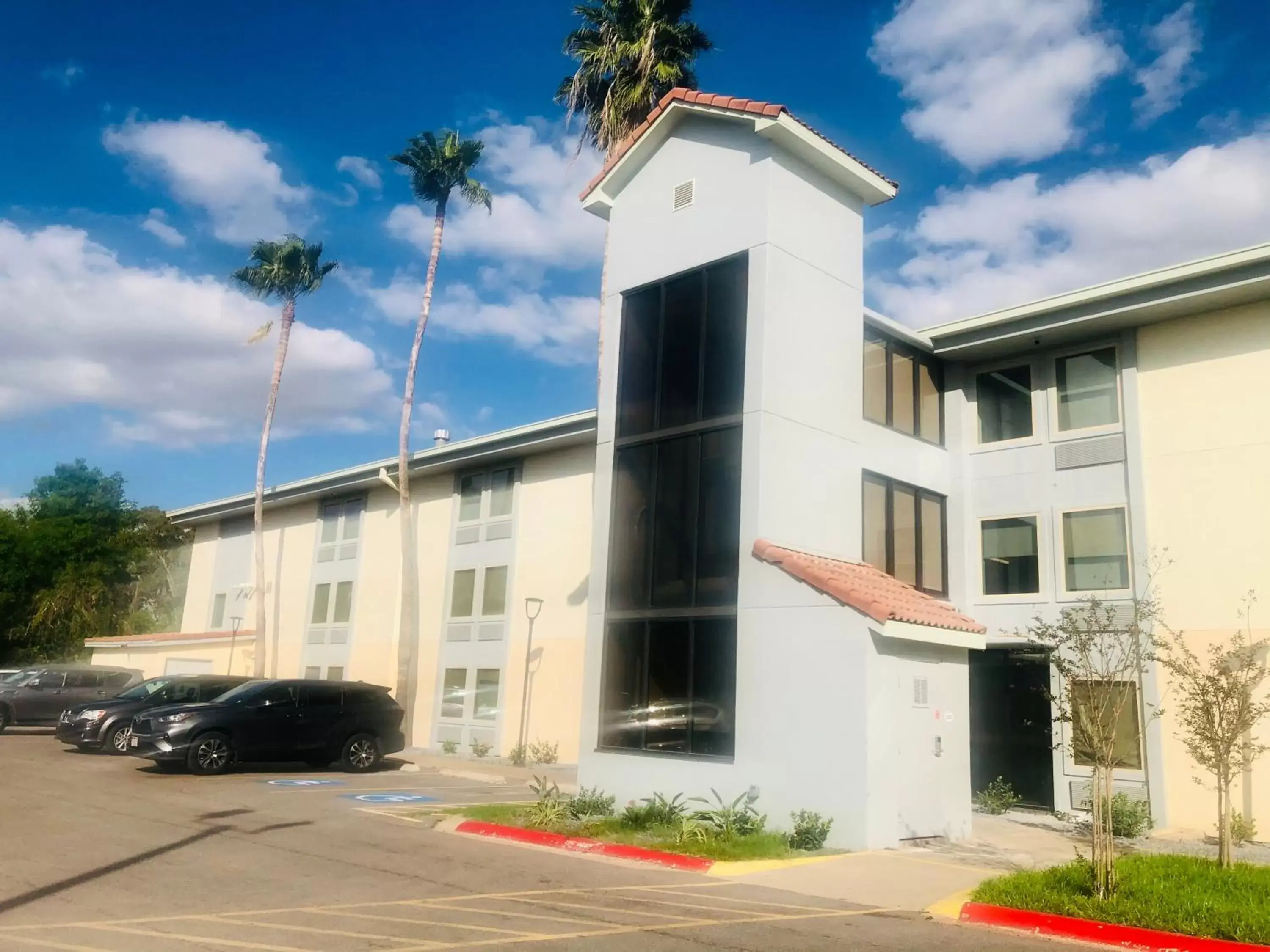 Property Building in Baymont by Wyndham McAllen