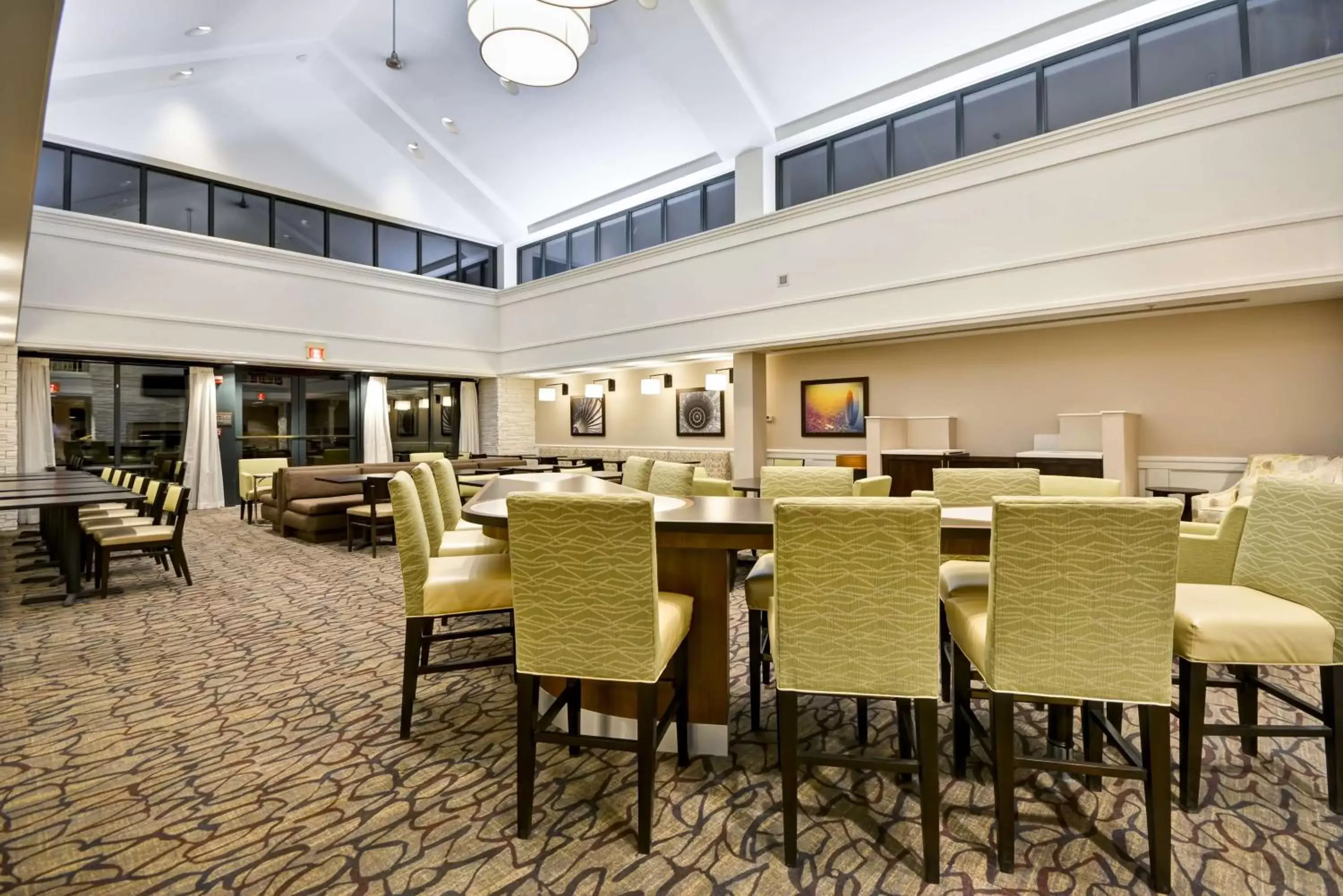 Breakfast, Restaurant/Places to Eat in Homewood Suites Dulles-International Airport