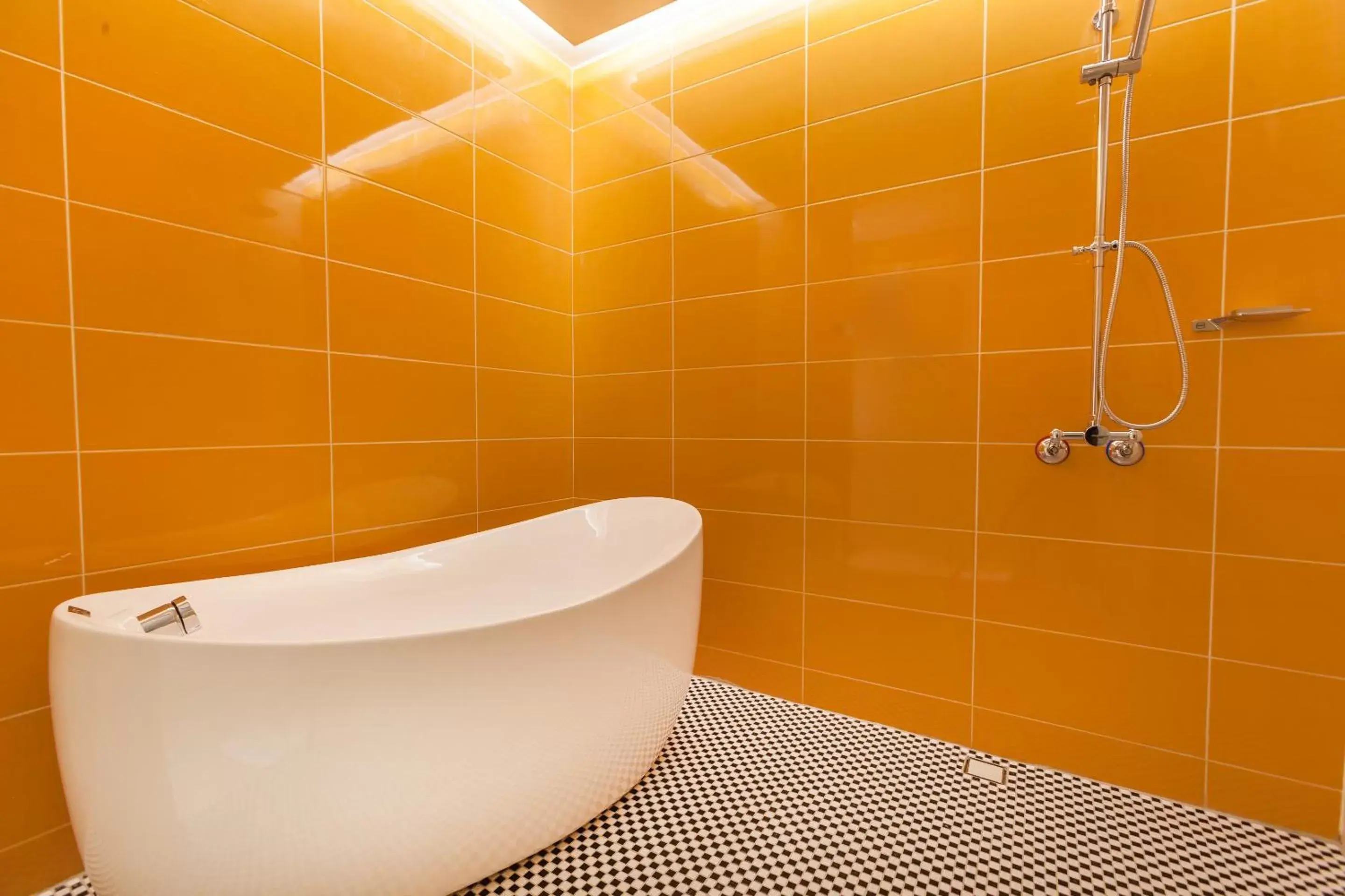 Shower, Bathroom in Six Star Motel-Taoyuan