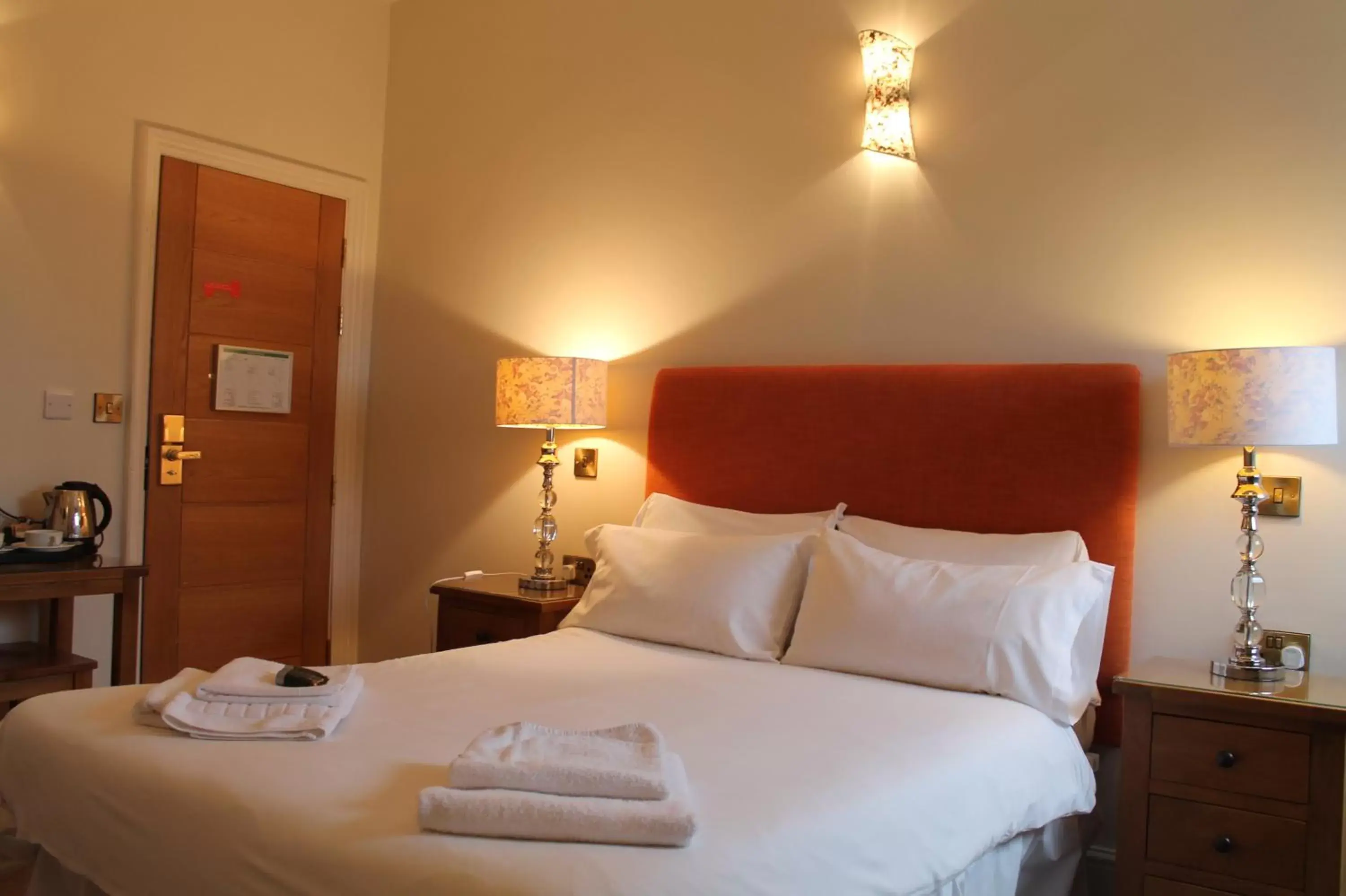 Bed in Bentinck Hotel Bed in Bentinck Hotel