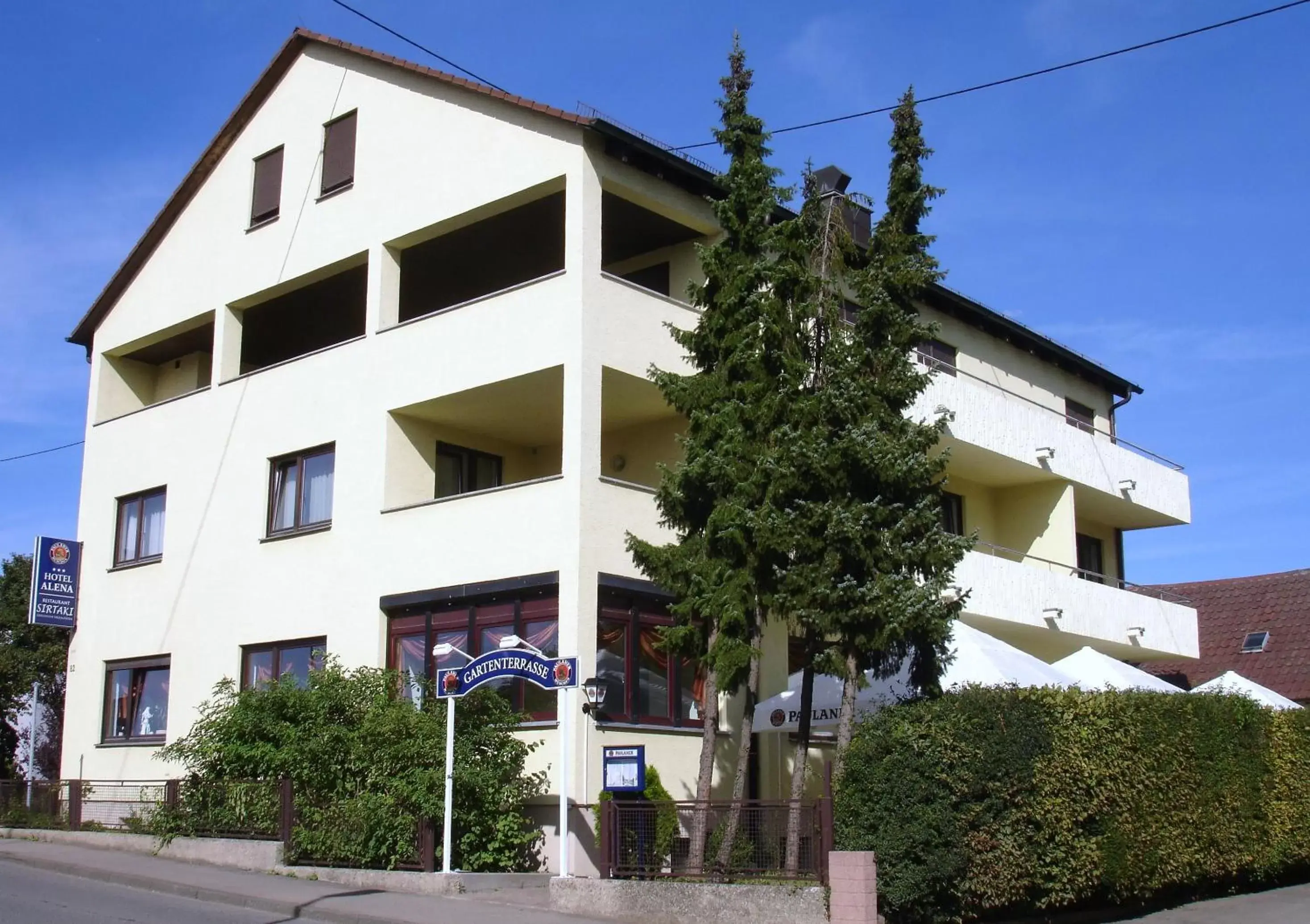 Street view, Property Building in Hotel Alena - Kontaktlos Check-In