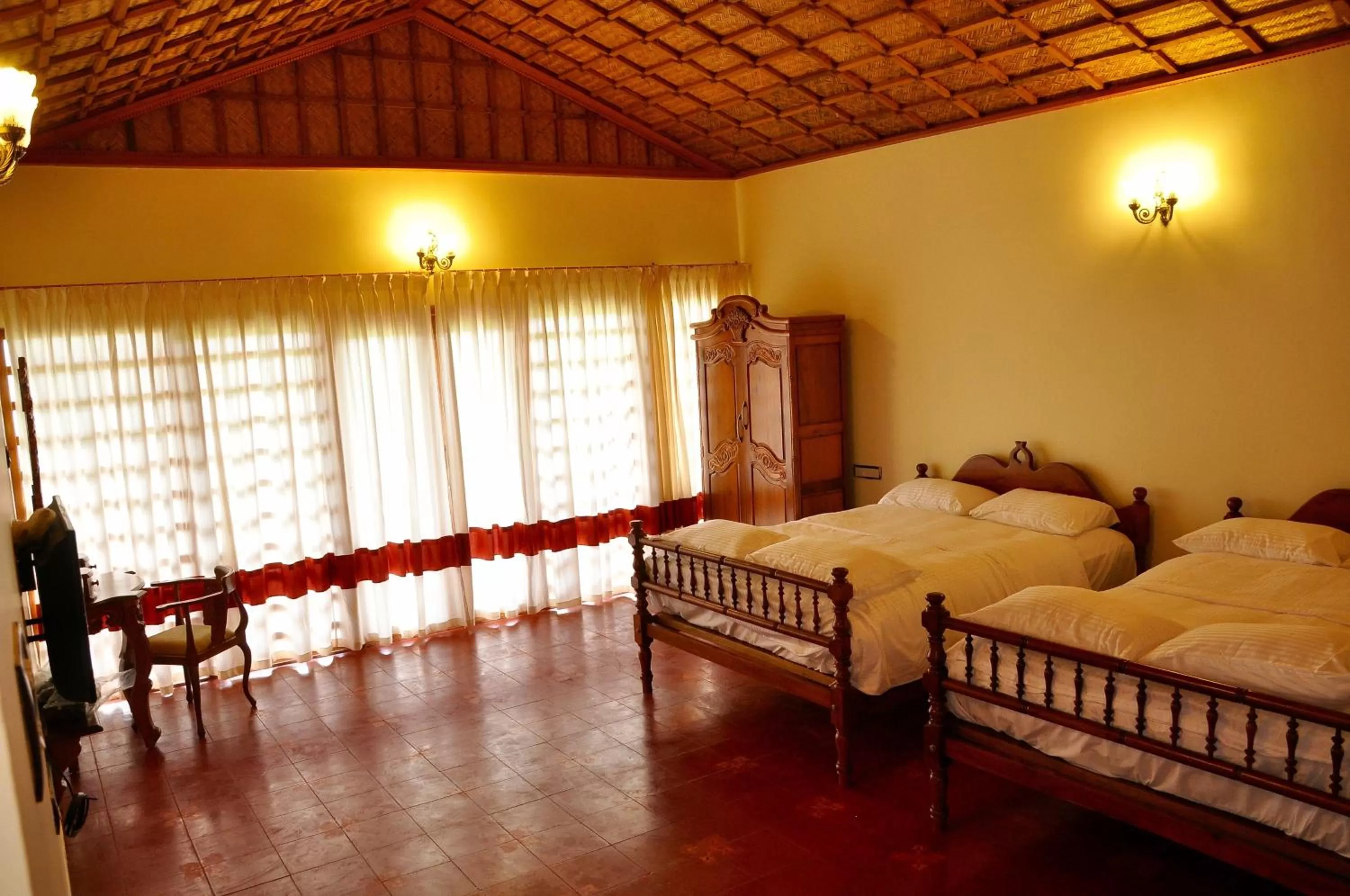 Decorative detail, Bed in Hanging Huts Resorts