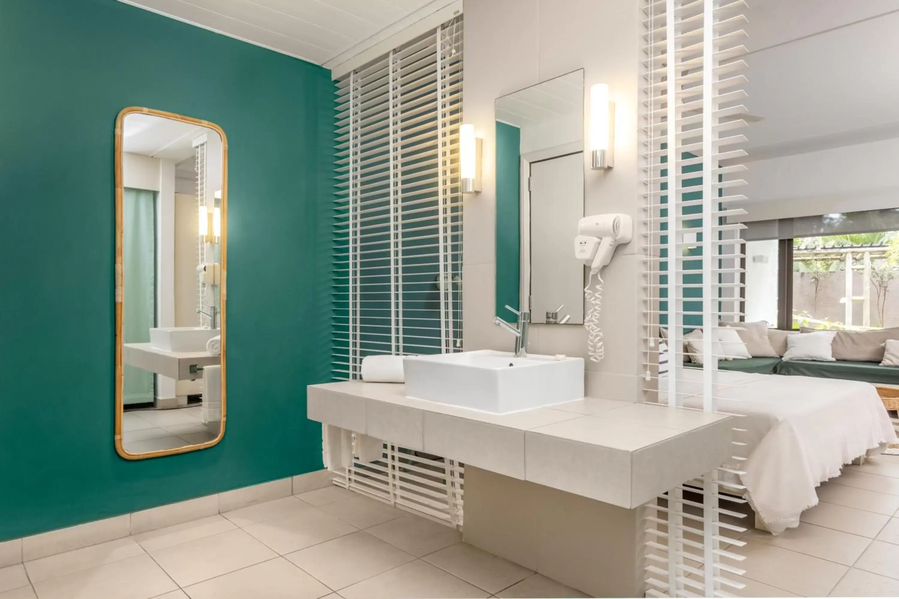 Bathroom in Coin de Mire Attitude Bathroom in Coin de Mire Attitude