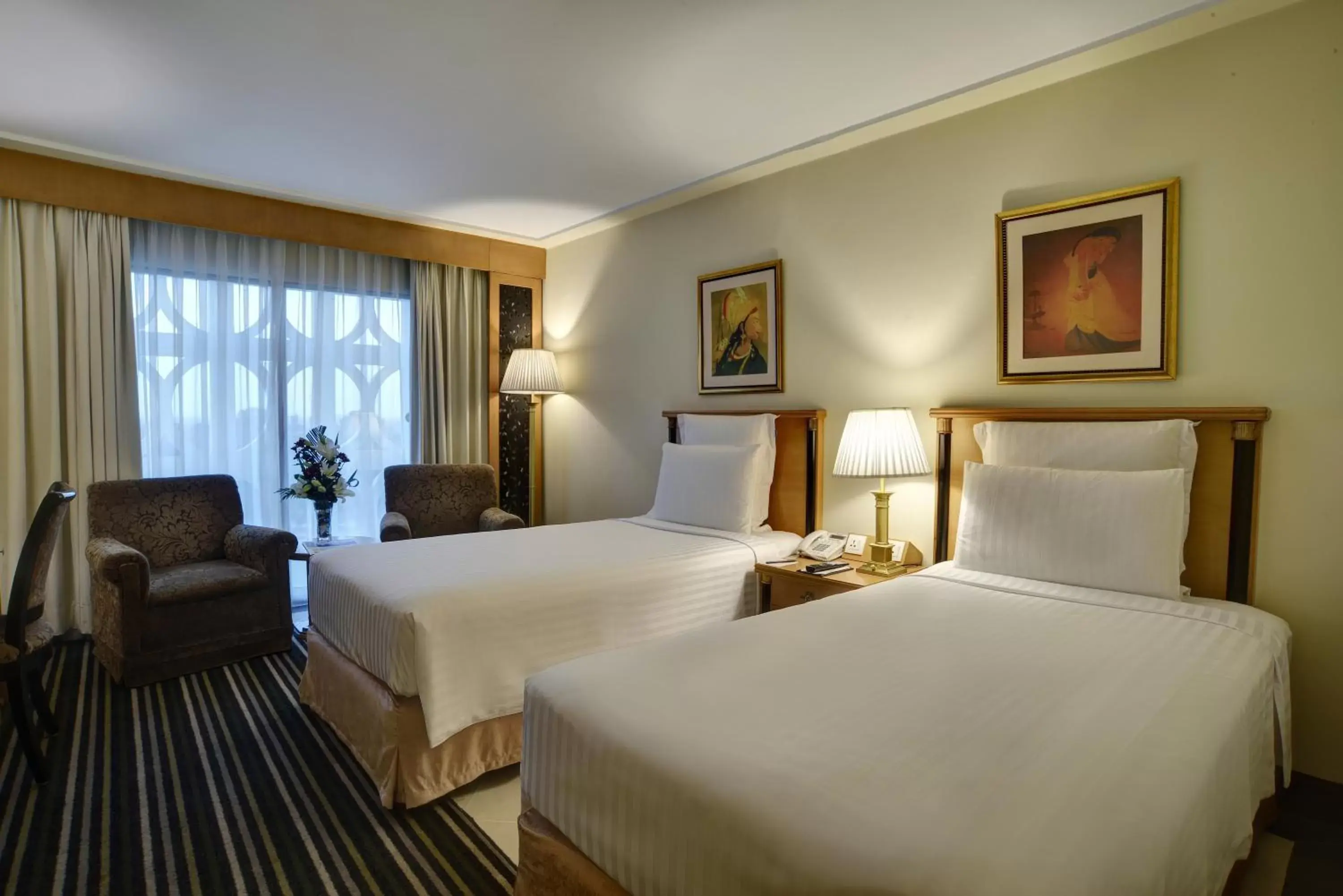 Bedroom, Bed in Pearl Continental Hotel, Rawalpindi