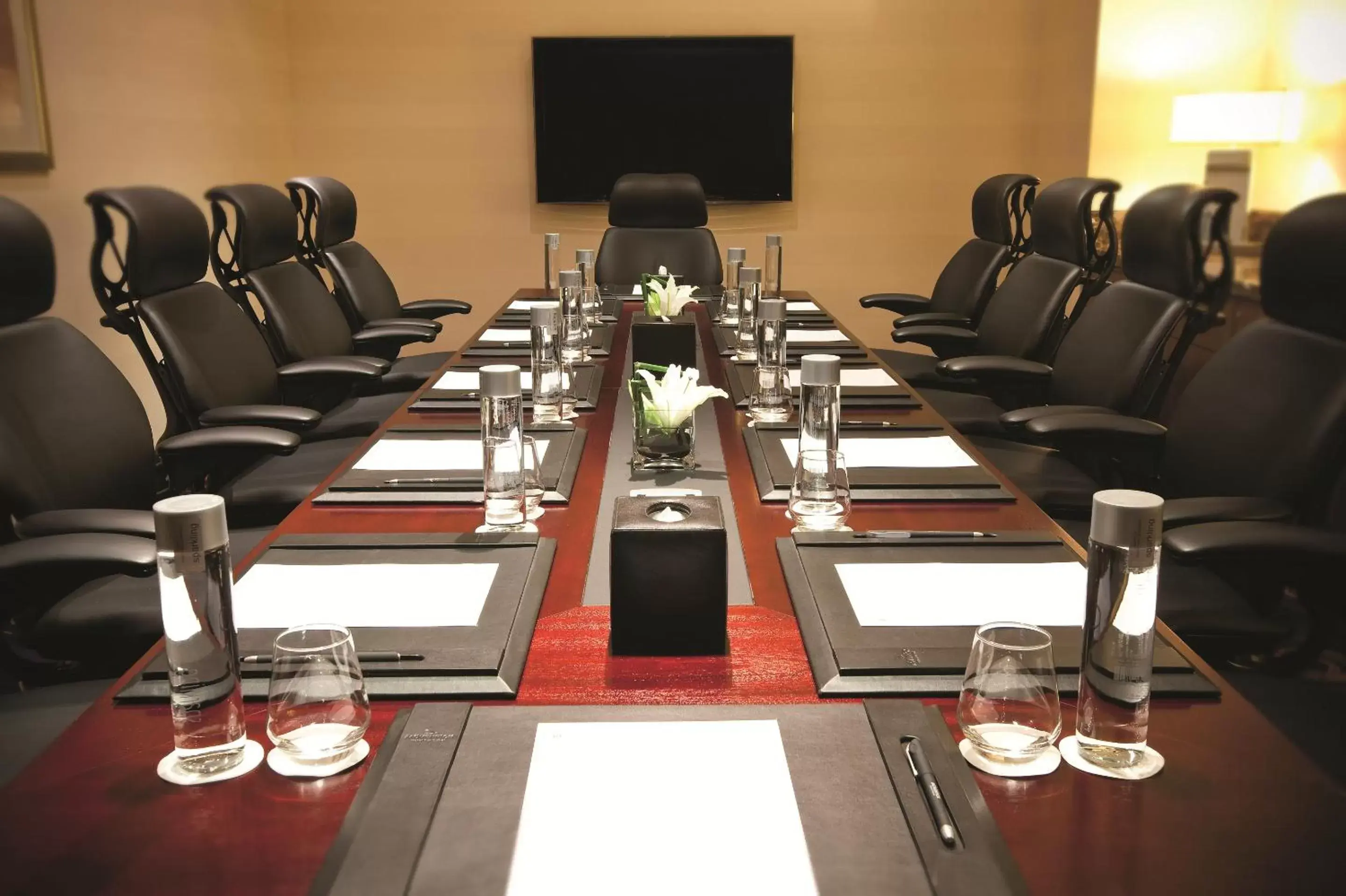 Business facilities in Mövenpick Hotel Cairo - Media City