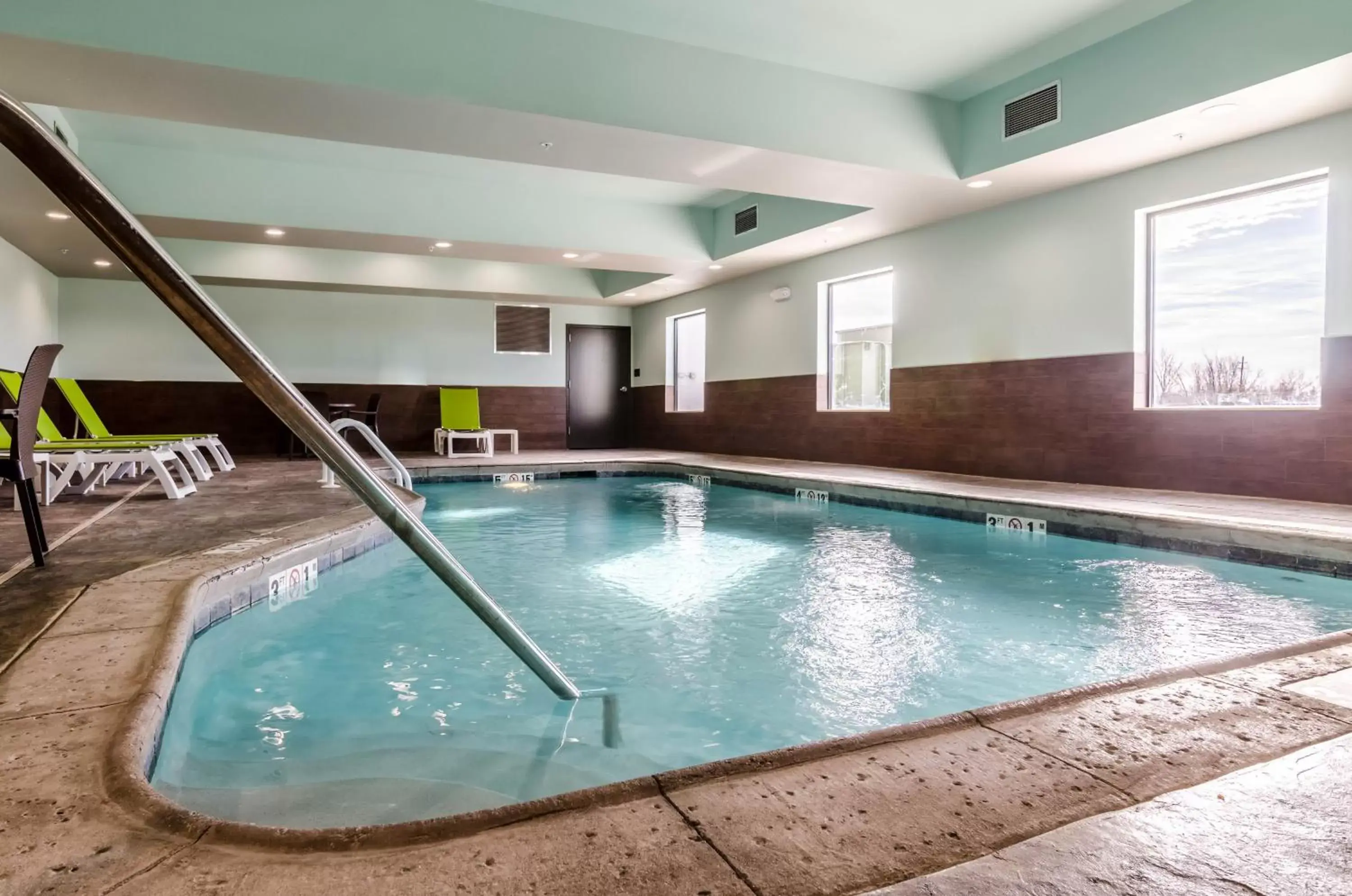 Swimming Pool in Comfort Inn & Suites Augusta