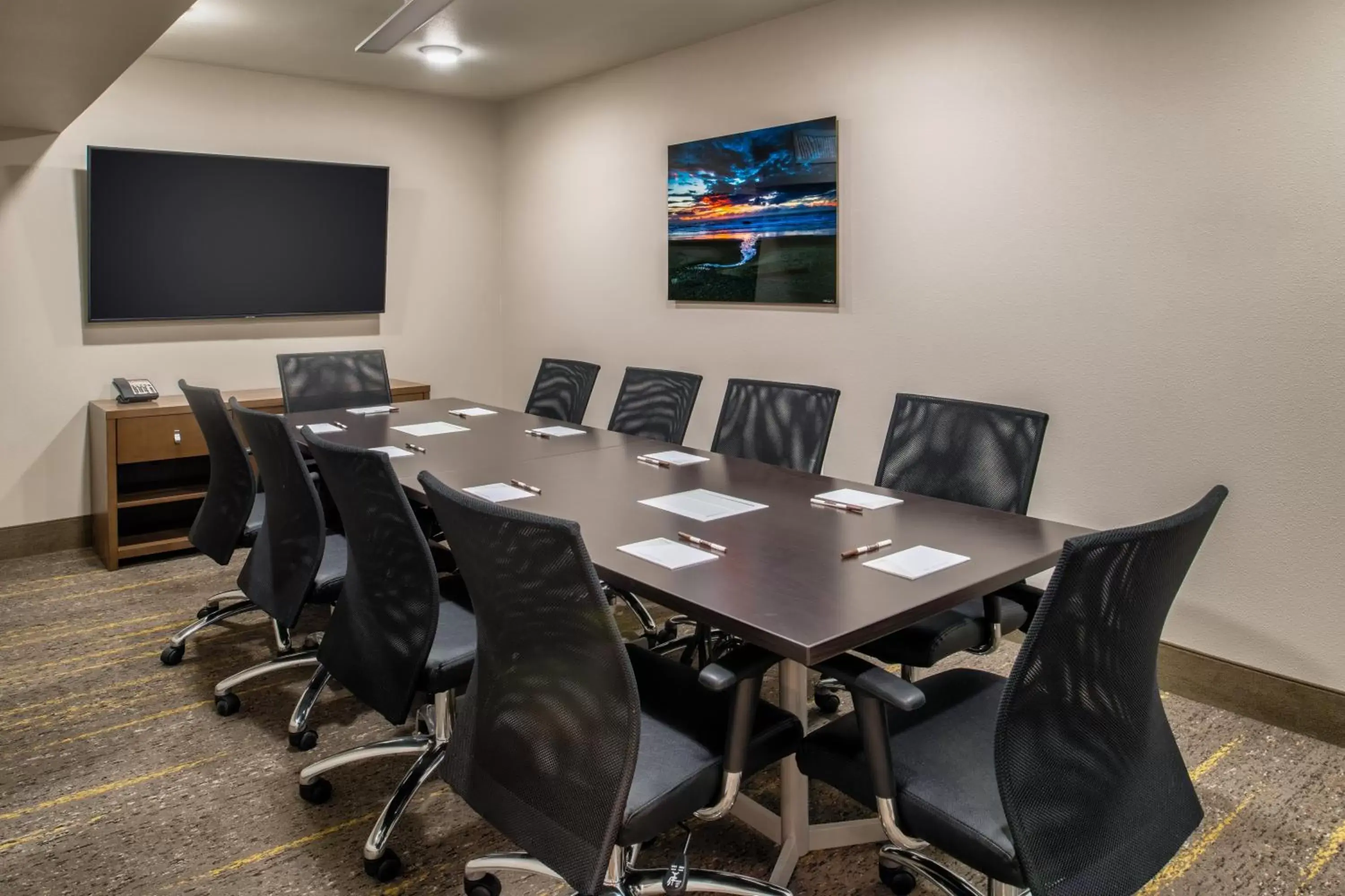 Meeting/conference room in Staybridge Suites - Hillsboro North, an IHG Hotel