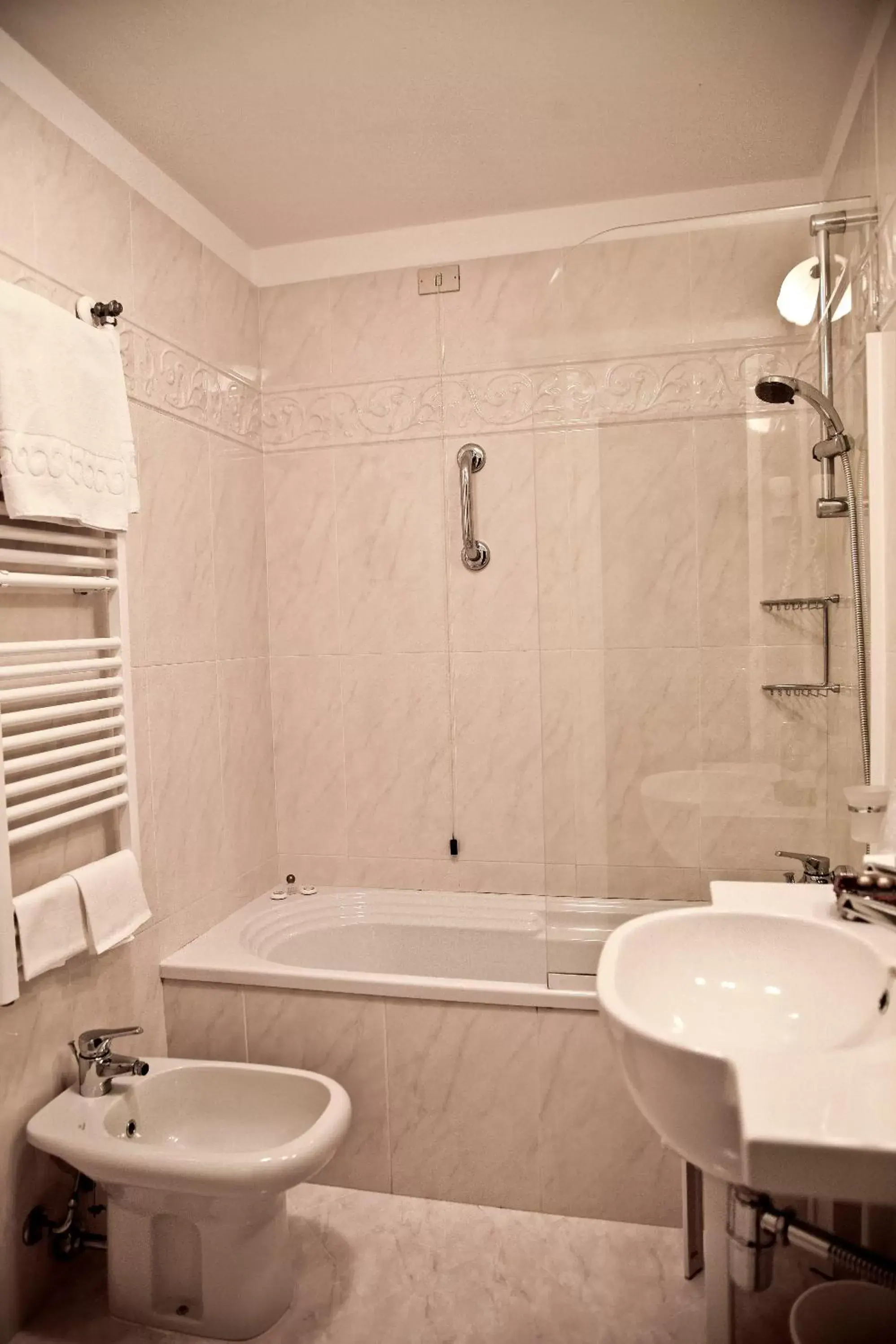Bathroom in Hotel Torretta