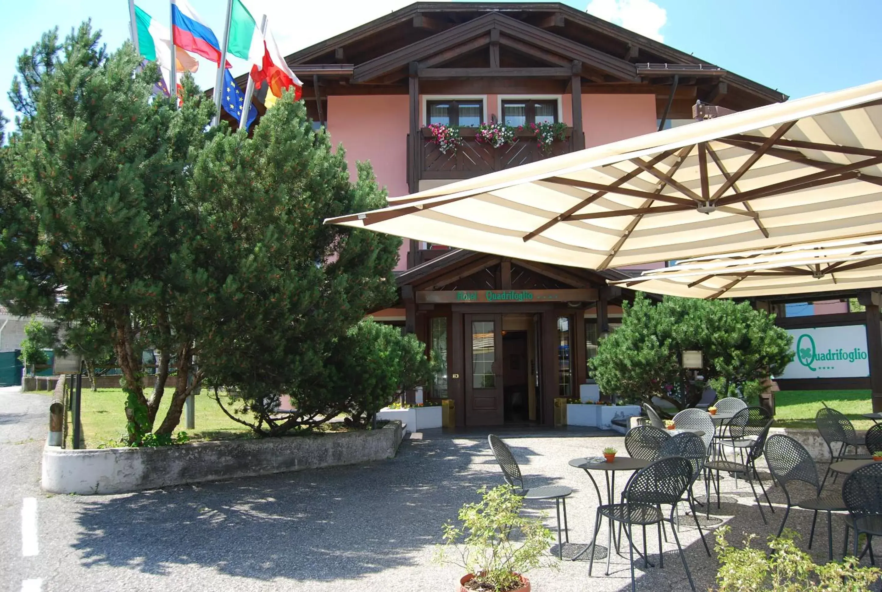 Property building, Patio/Outdoor Area in Hotel Quadrifoglio