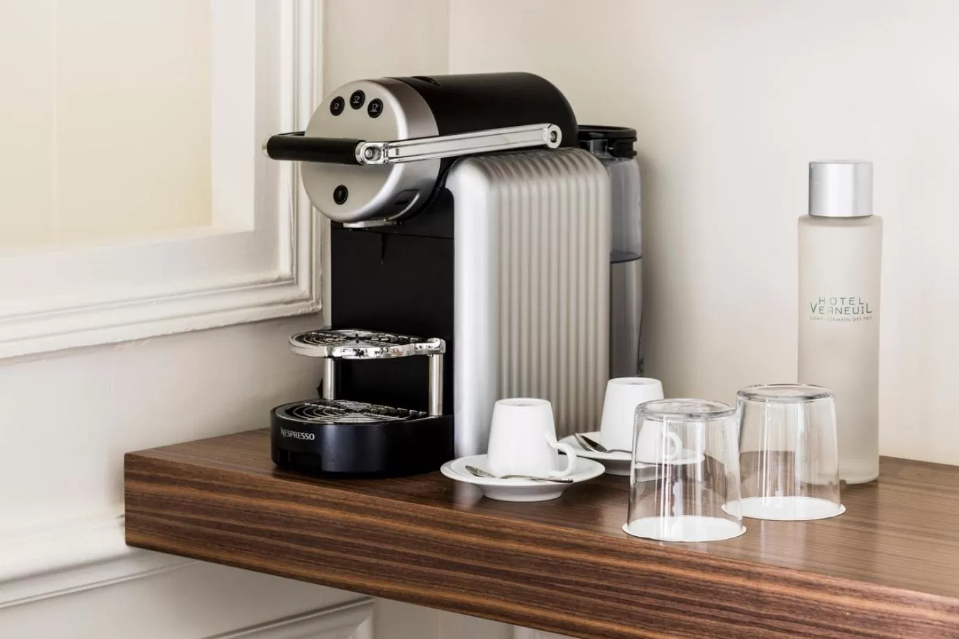 Coffee/tea facilities in Hotel Verneuil Saint Germain