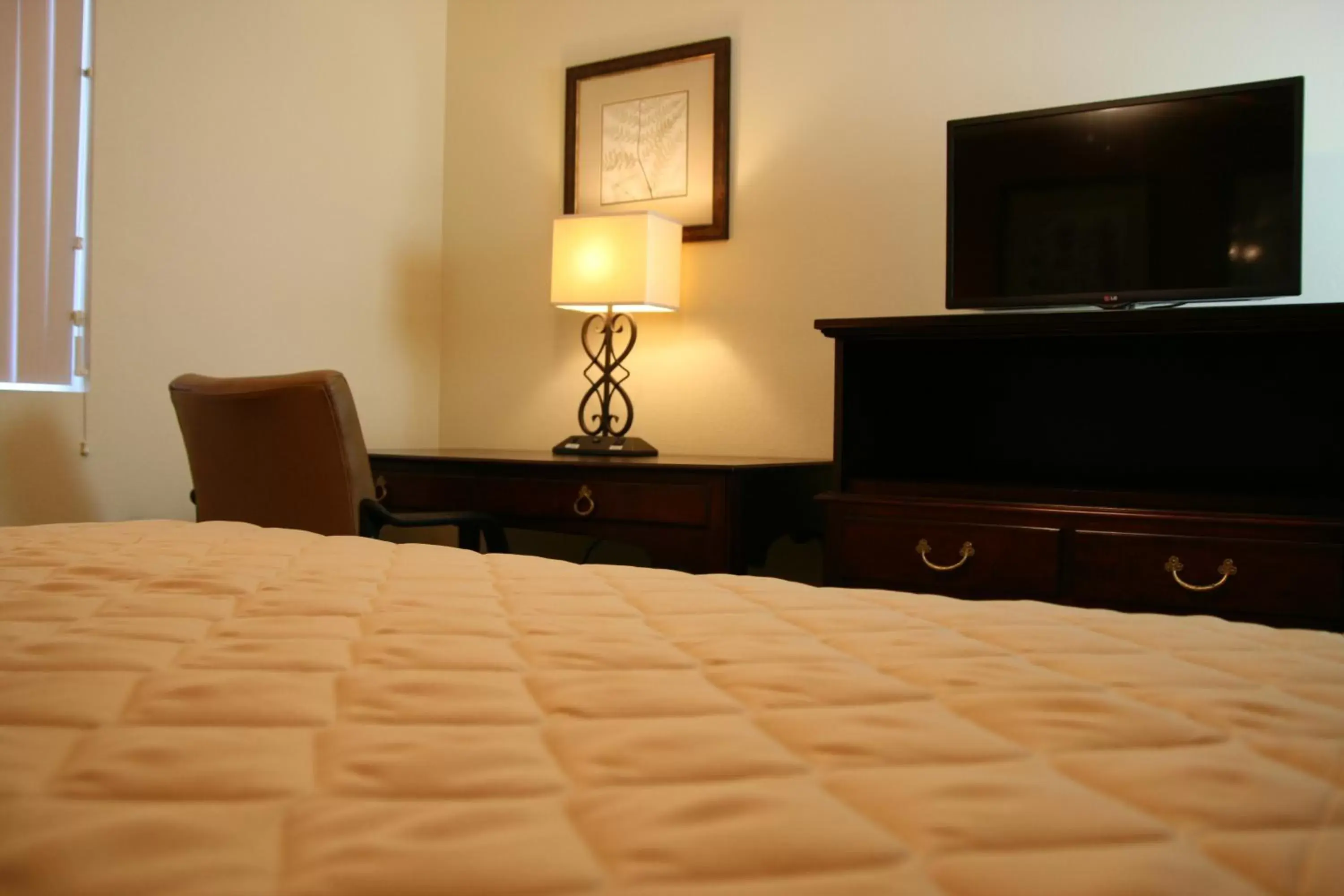 Bedroom, Bed in Affordable Suites Mooresville Bedroom, Bed in Affordable Suites Mooresville