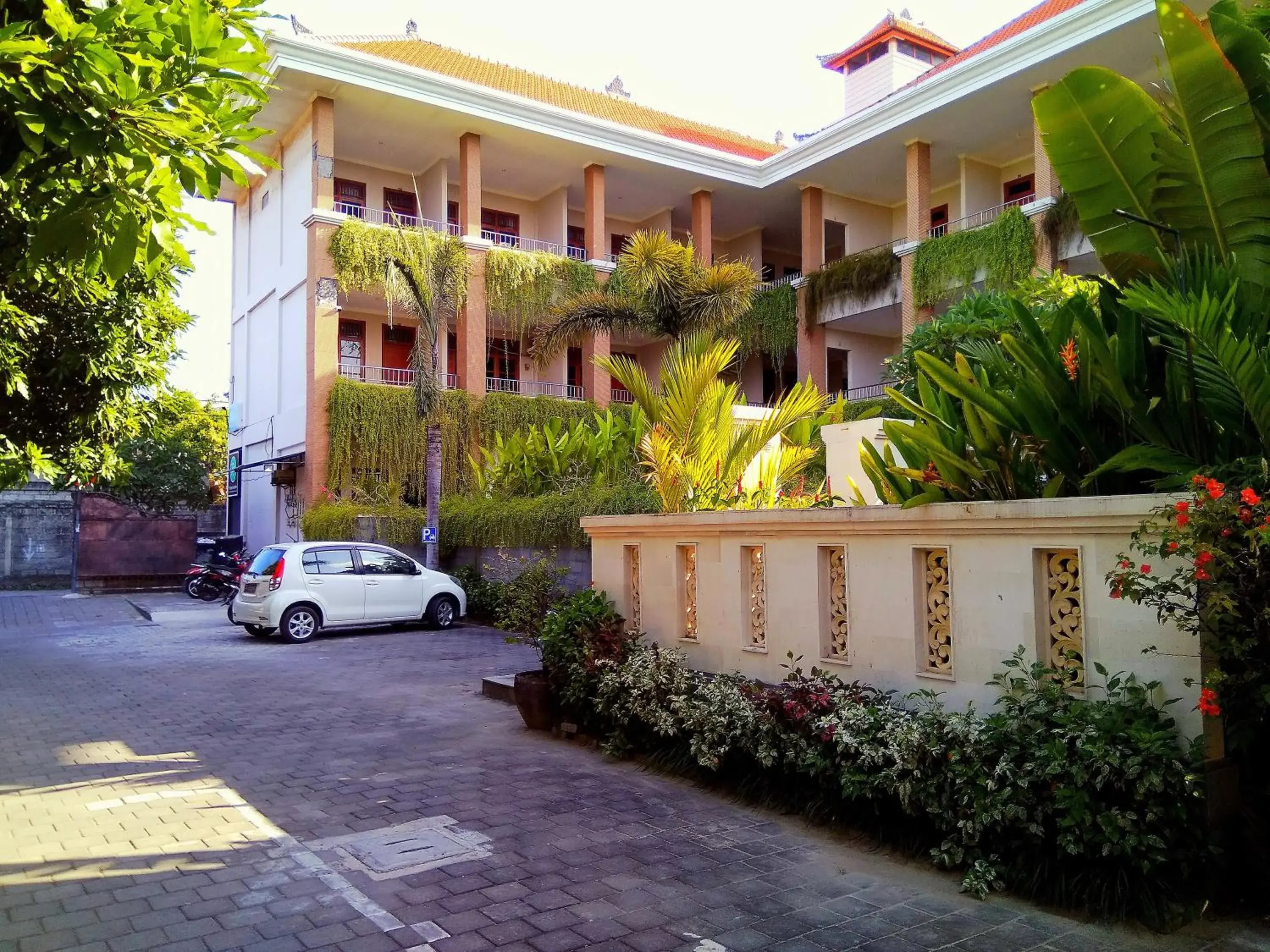 Facade/entrance, Property Building in Pondok Anyar Hotel