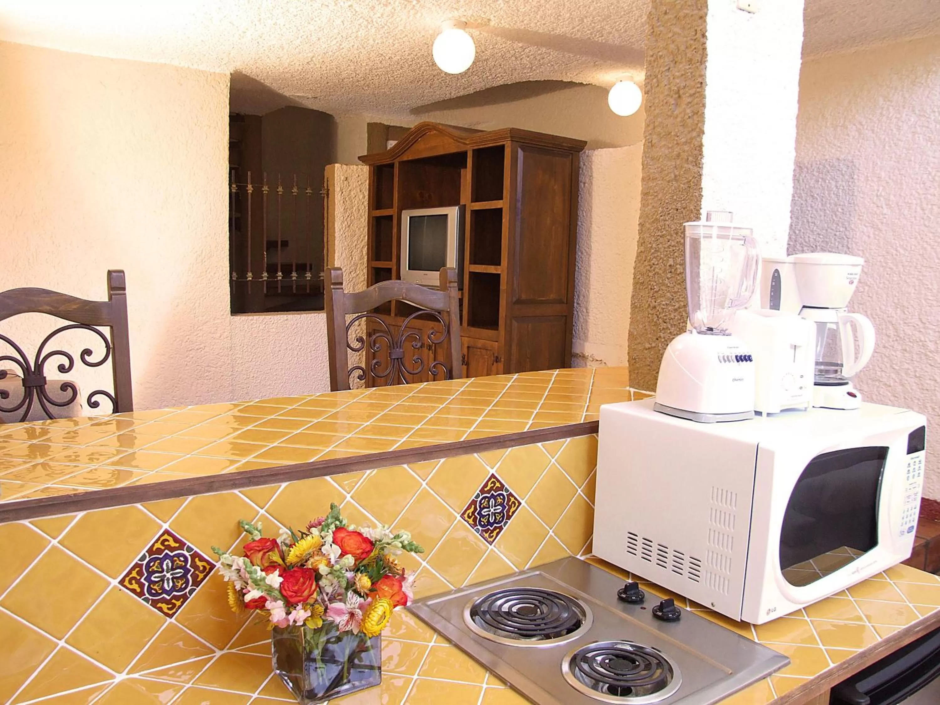Kitchen or kitchenette in Puerto Nuevo Baja Hotel & Villas