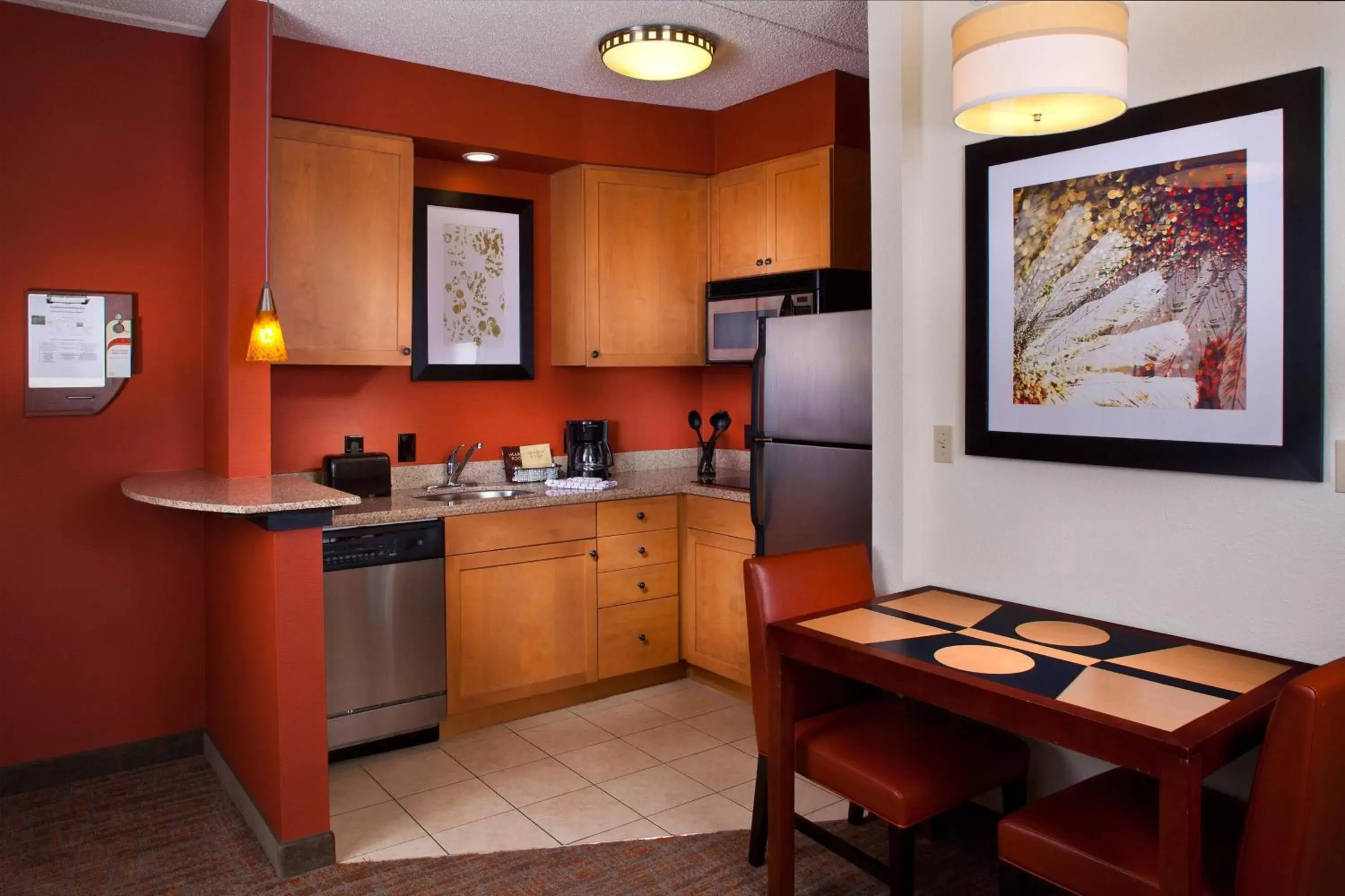 Kitchen or kitchenette, Kitchen/Kitchenette in Residence Inn by Marriott Tallahassee Universities at the Capitol