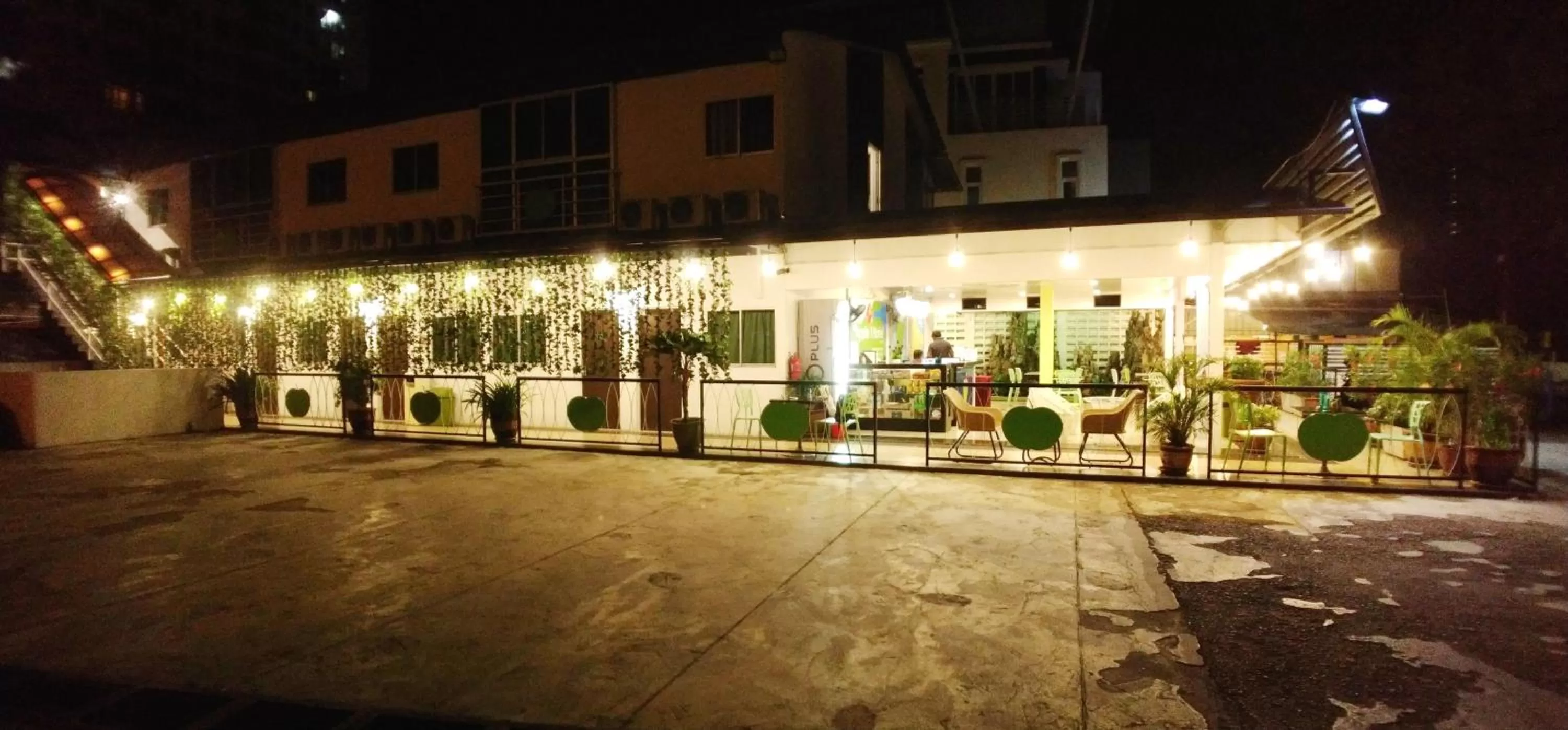 Area and facilities in Apple 1 Hotel Gurney