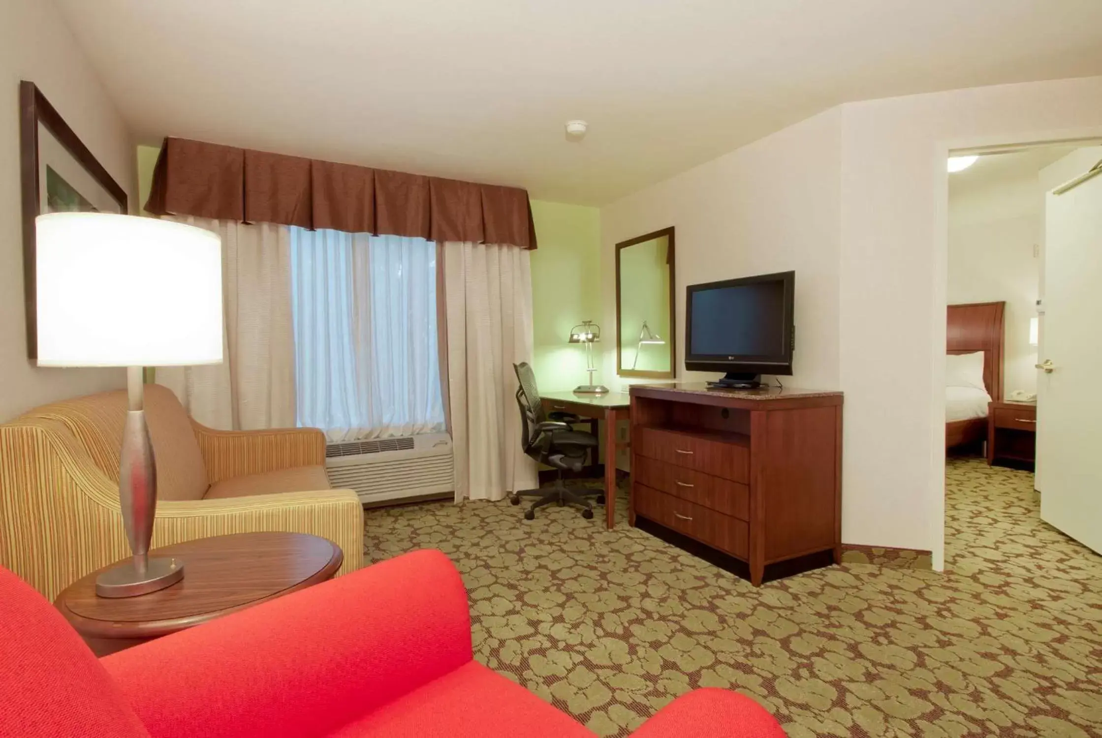 Living room, Seating Area in Hilton Garden Inn Fort Worth/Fossil Creek