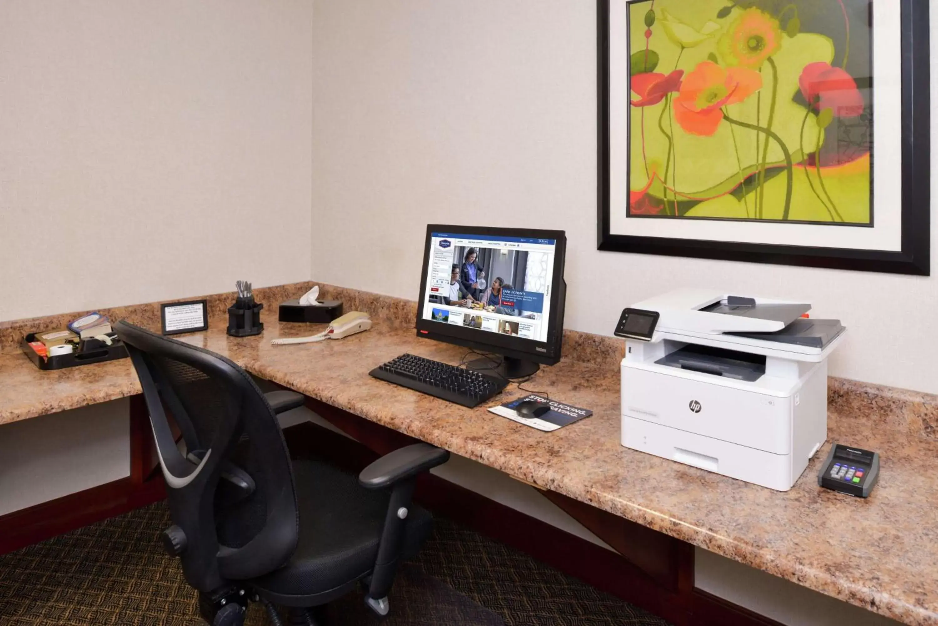 Business facilities in Hampton Inn & Suites Wilmington