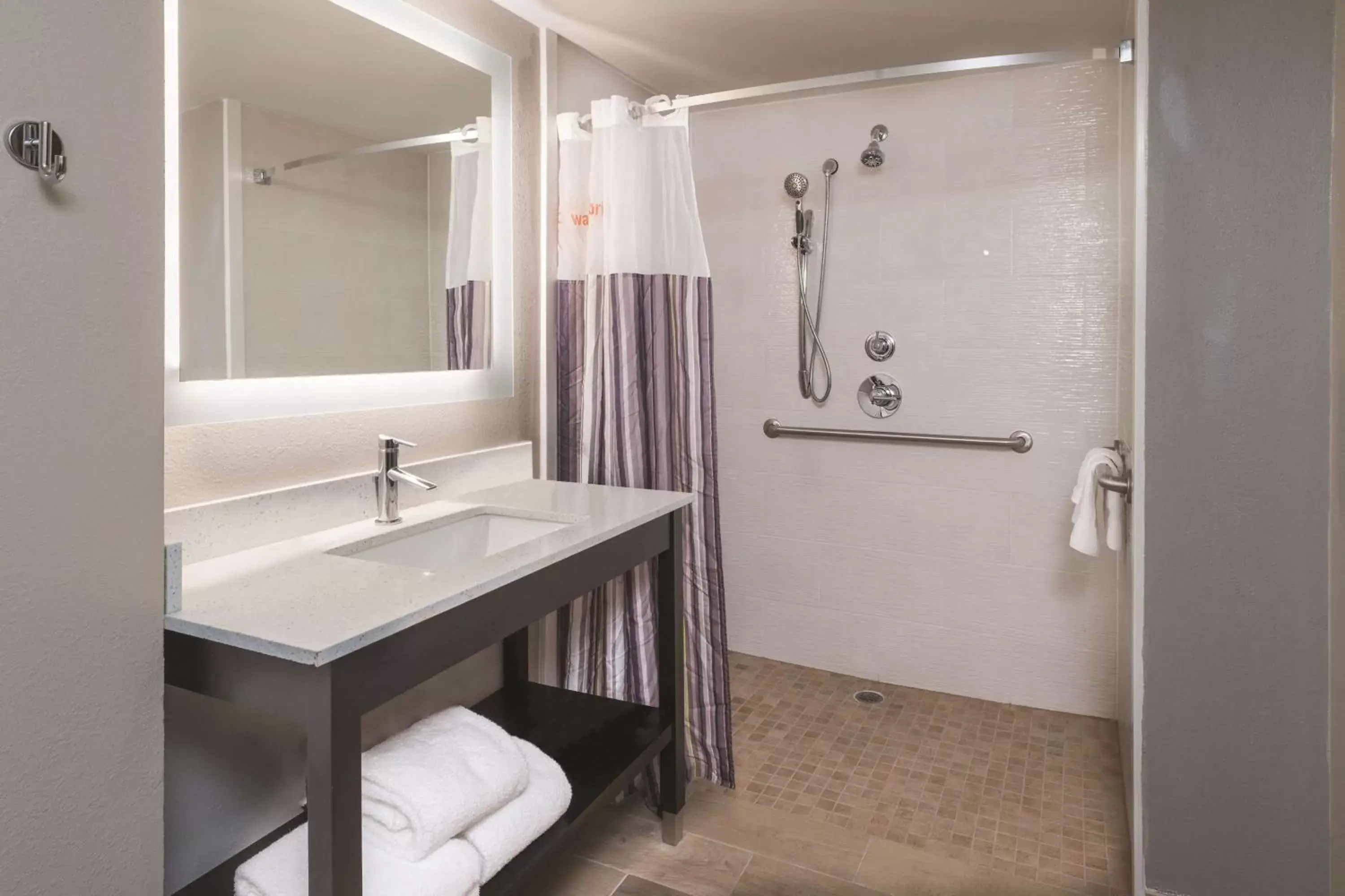 Photo of the whole room, Bathroom in La Quinta by Wyndham Kennesaw