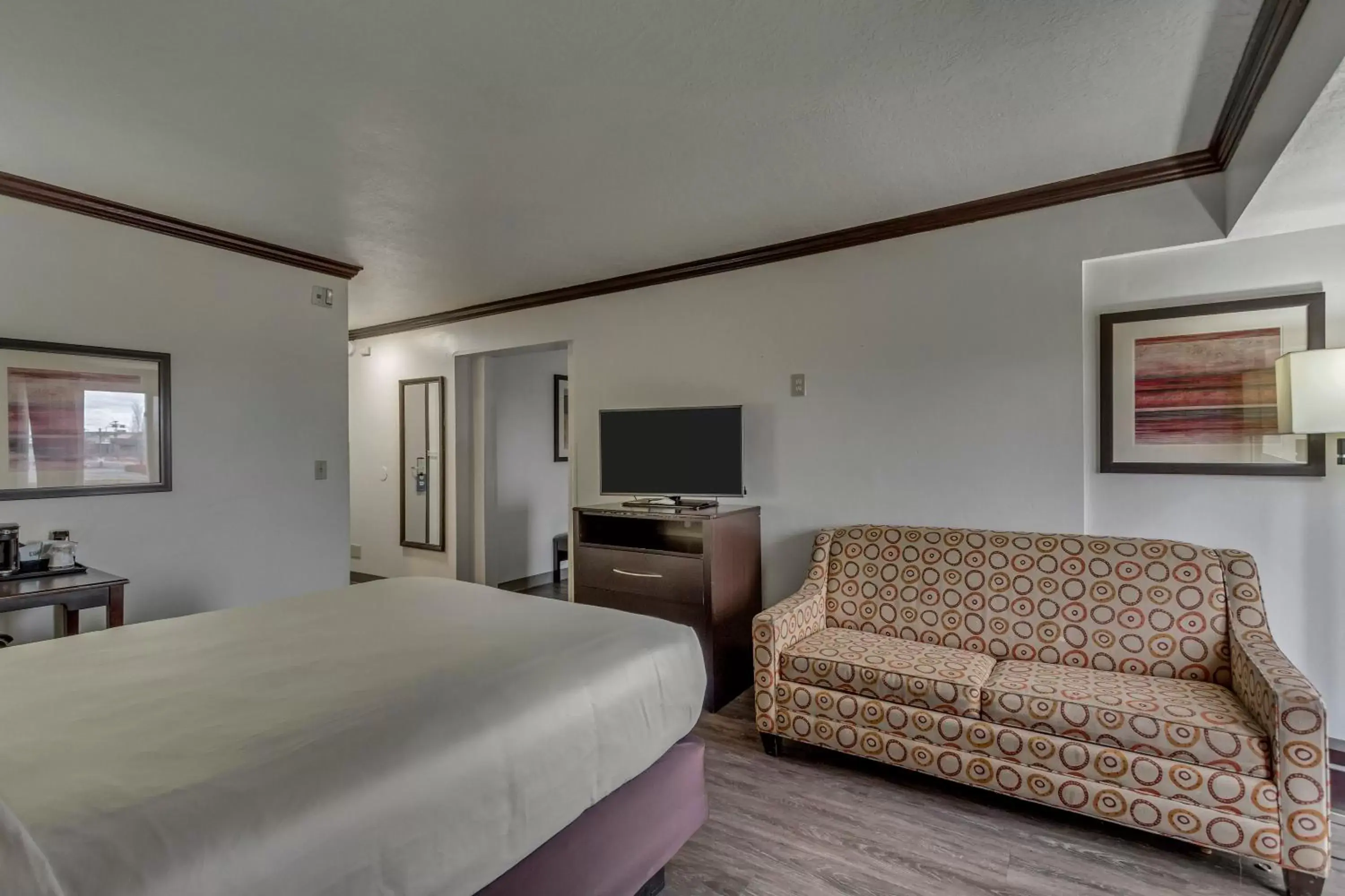 TV/Entertainment Center in Park Inn by Radisson Salt Lake City -Midvale