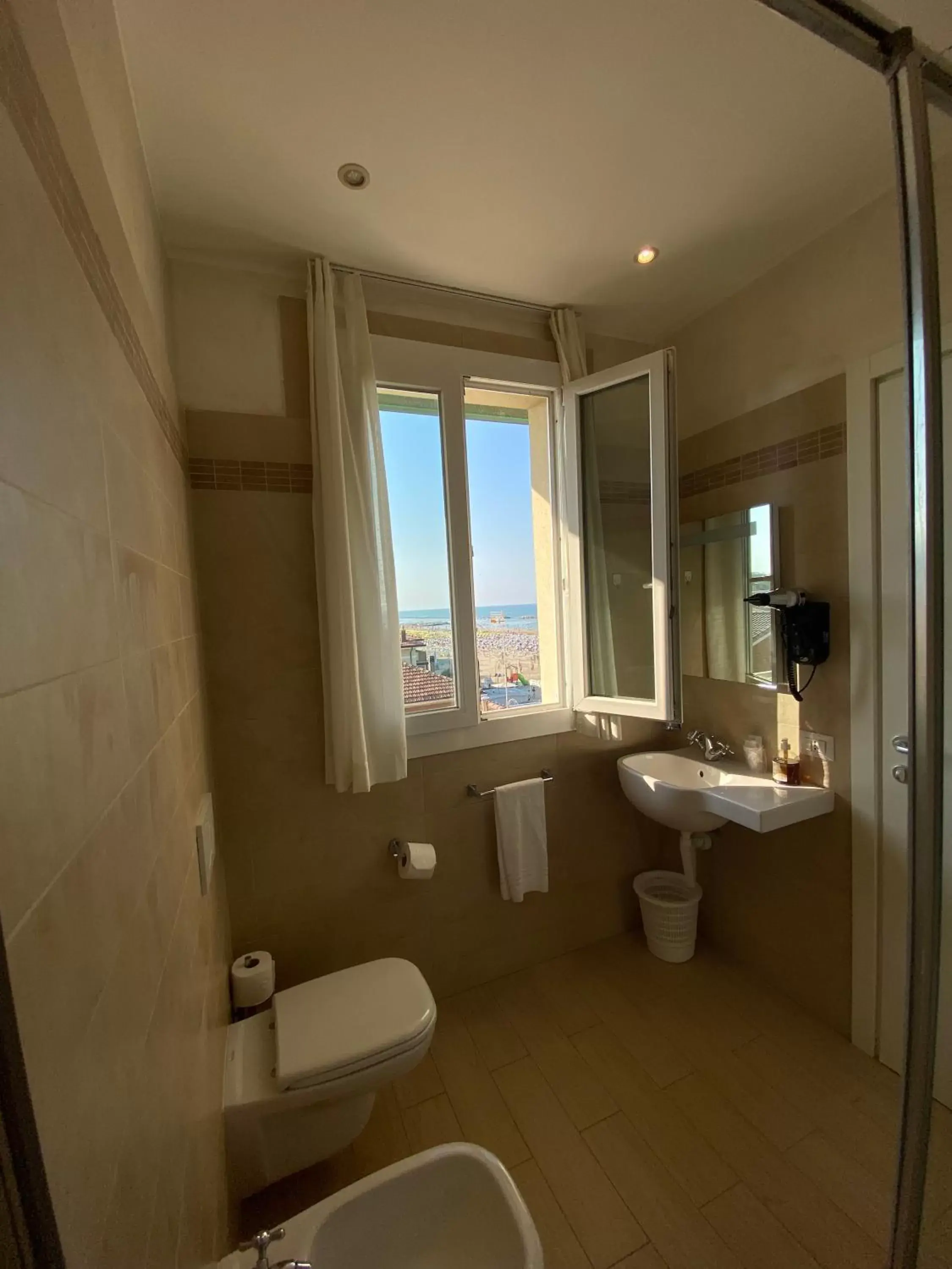 Bathroom in Marina Beach Suite Hotel