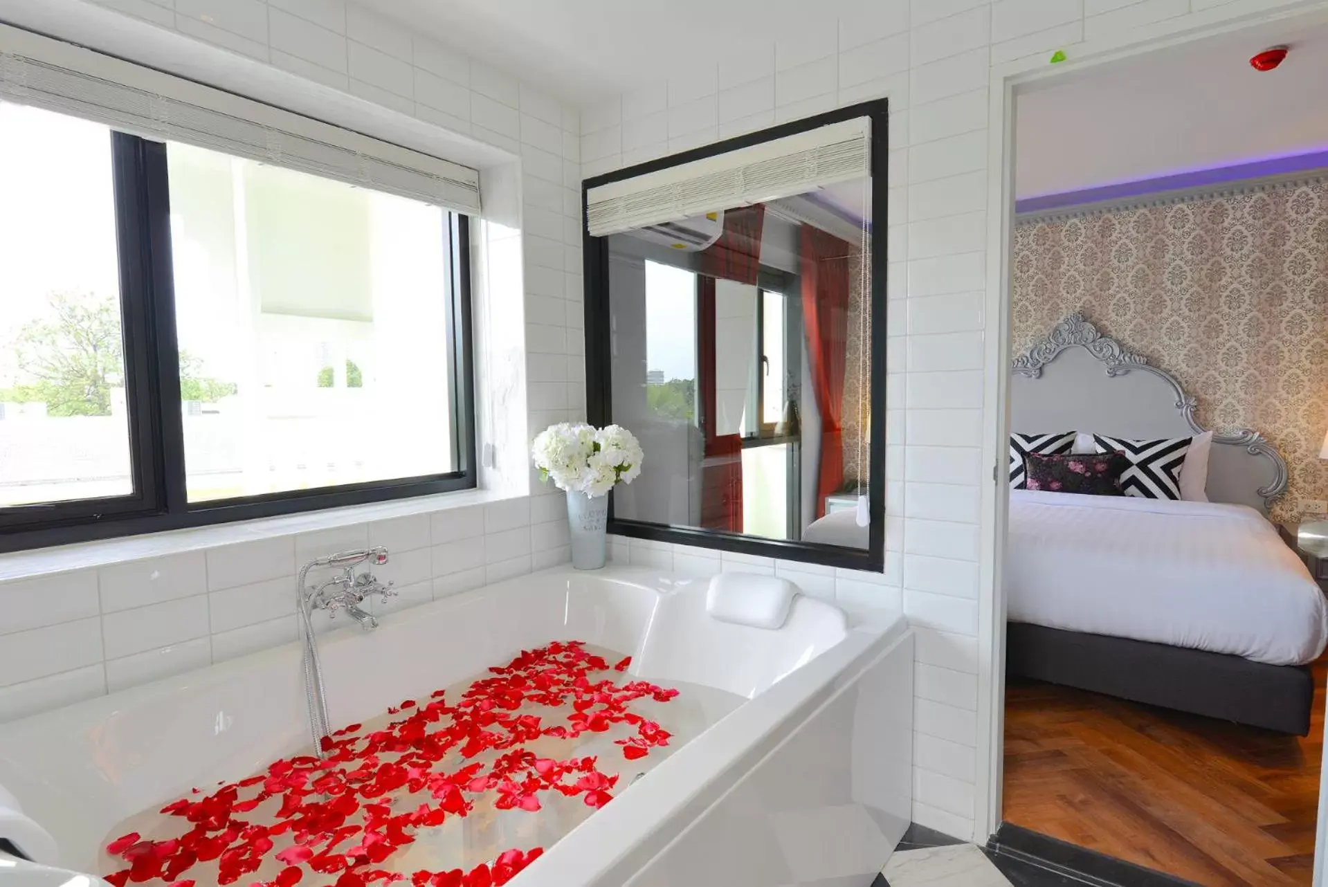 Bathroom in Villa De Khaosan by Chillax - SHA Extra Plus