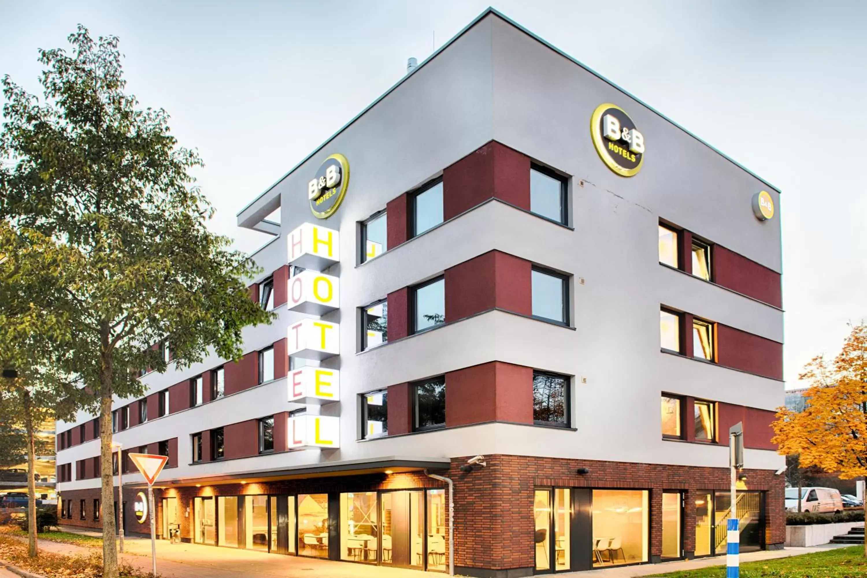 Property Building in B&B Hotel Kaiserslautern