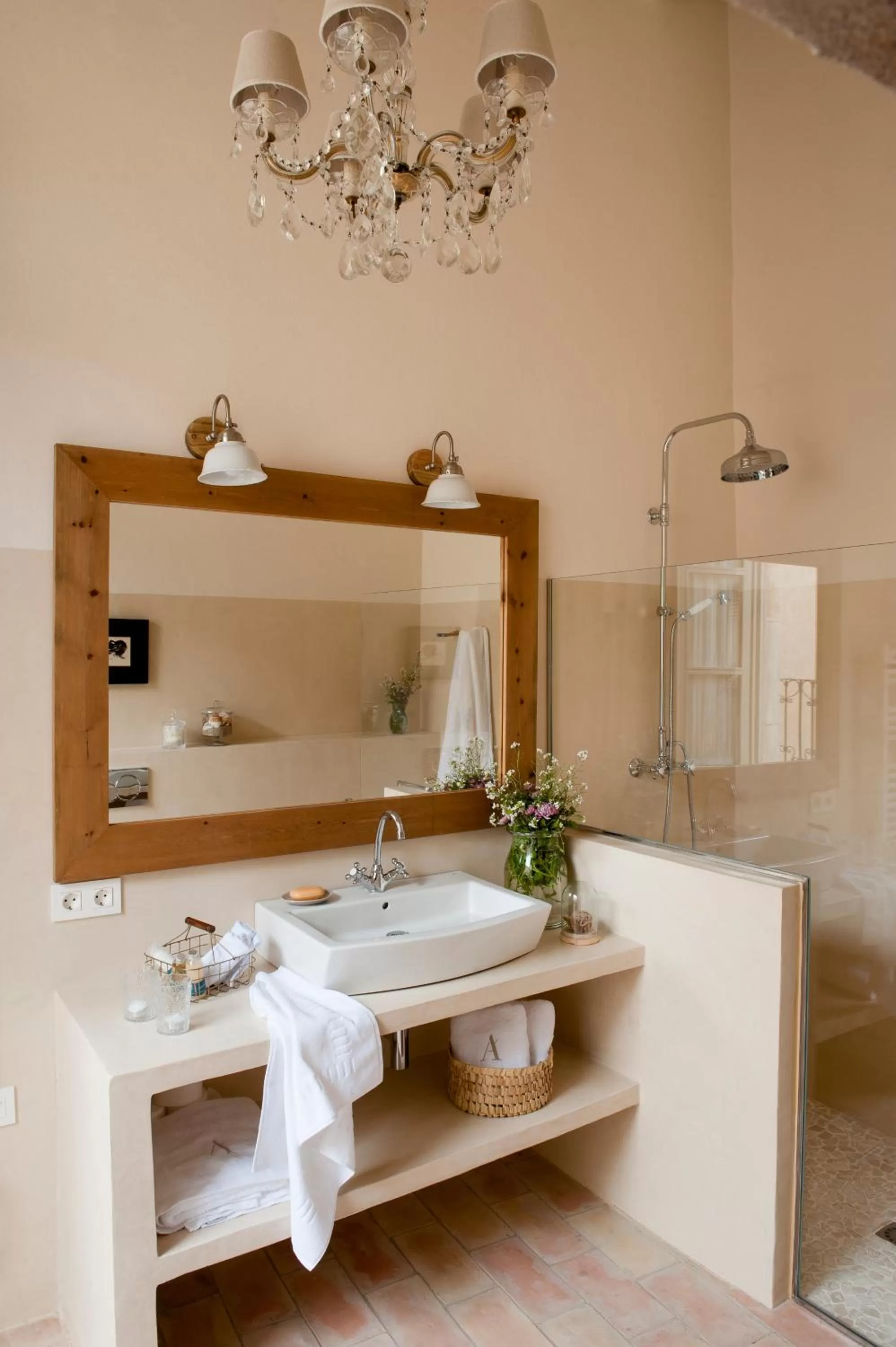 Bathroom, Bed in Arkhé Hotel Boutique Pals