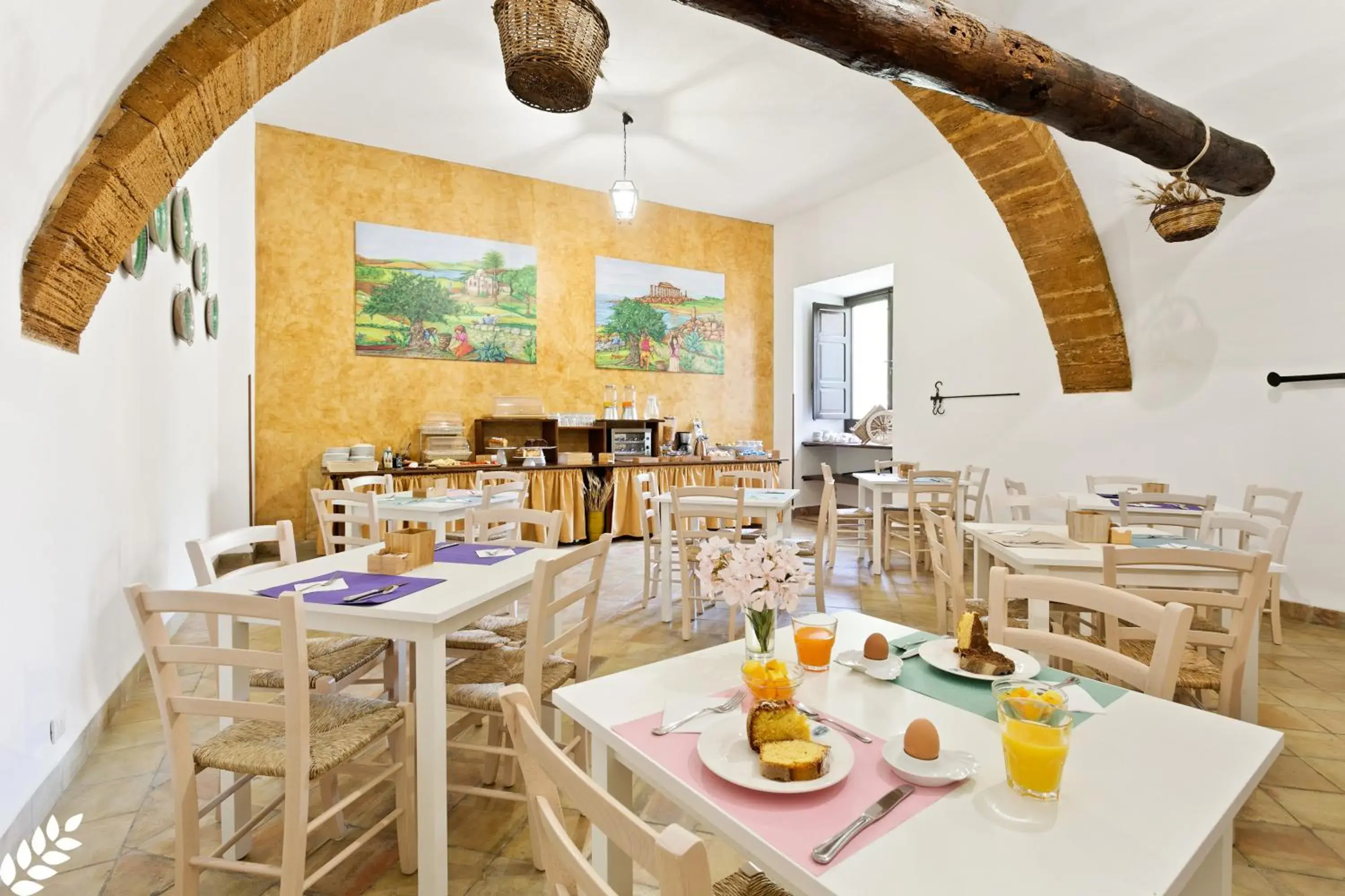 Breakfast, Restaurant/Places to Eat in Case Di Latomie