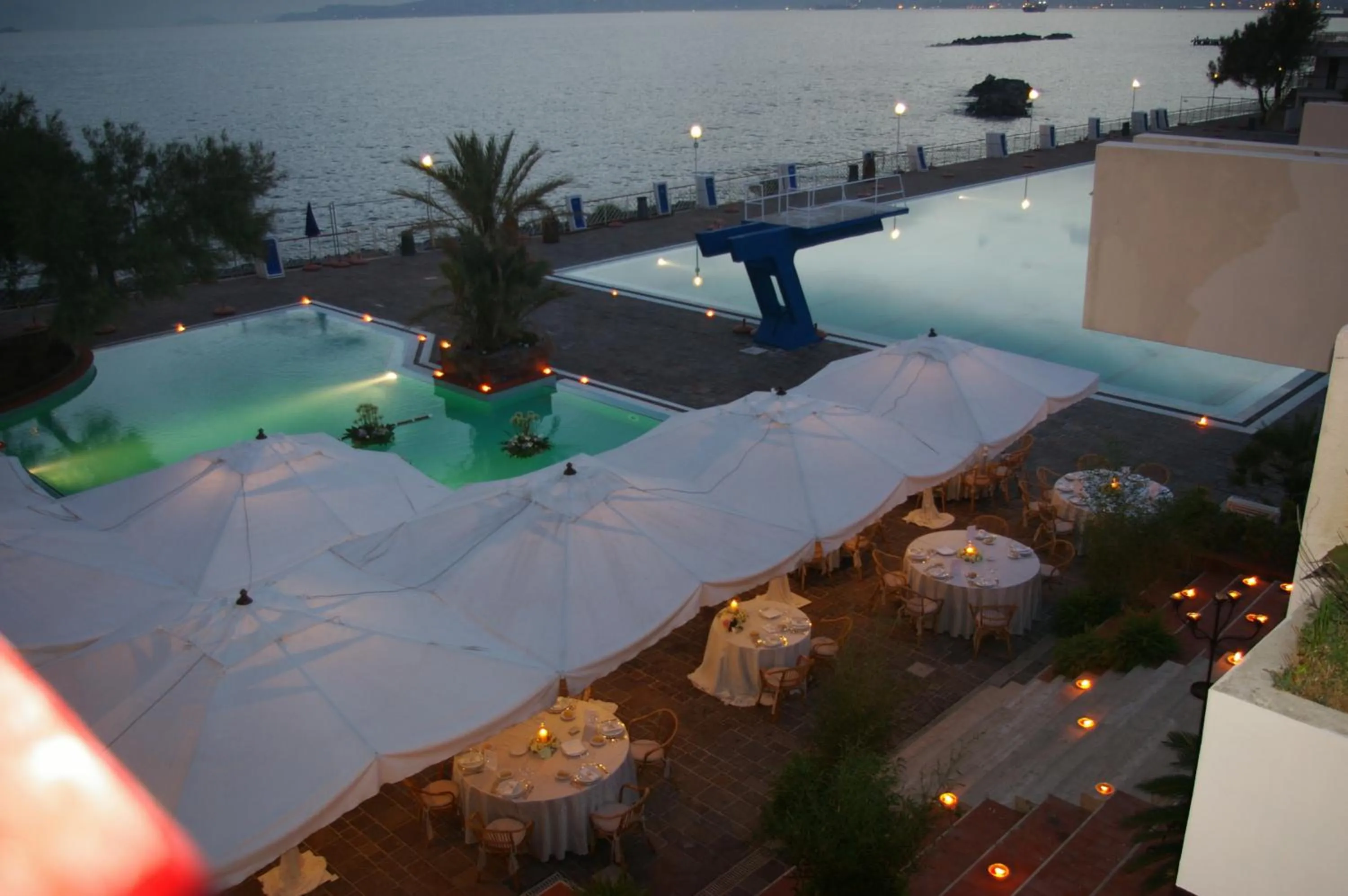 Swimming pool in Puntaquattroventi