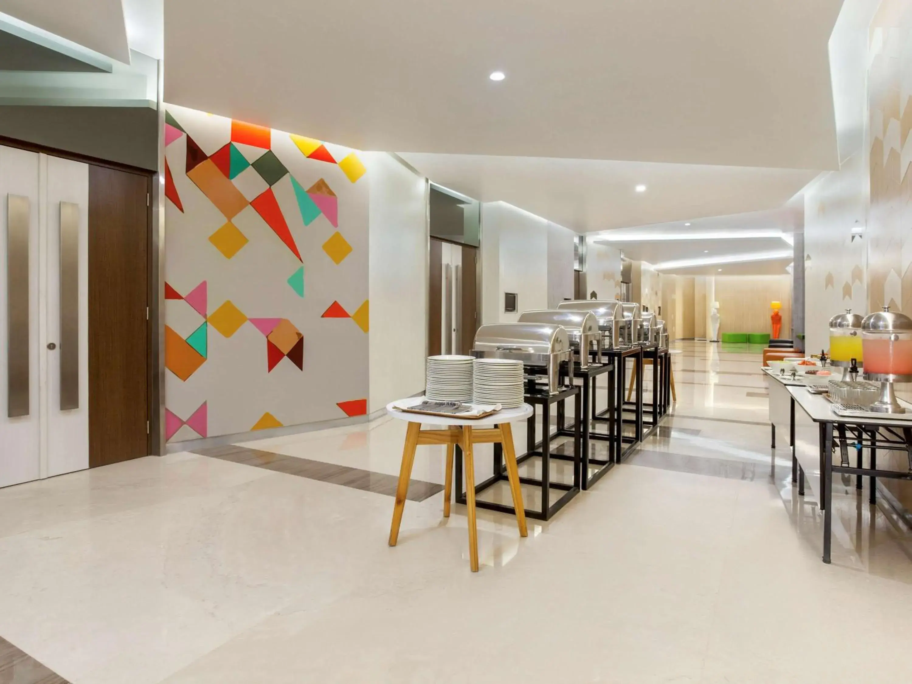 On site, Restaurant/Places to Eat in Ibis Styles Jakarta Sunter