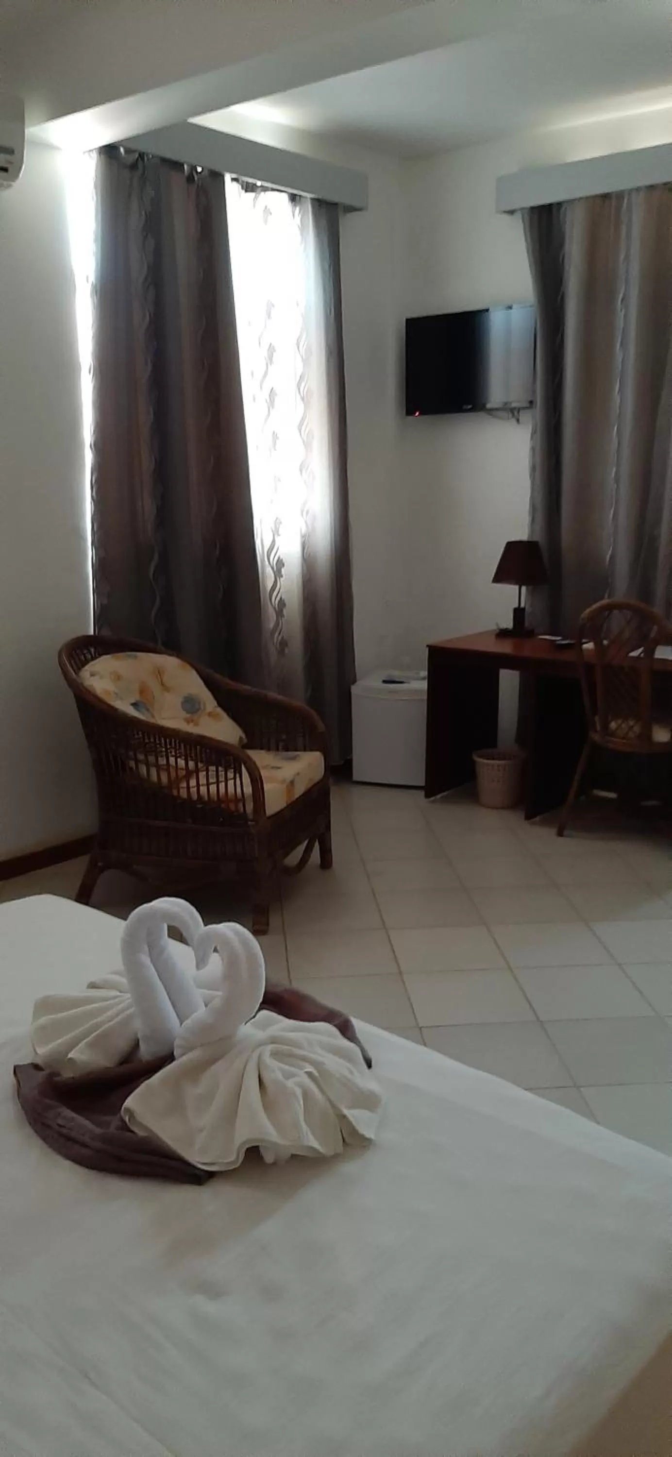 Bed in Atlantic Maio Hotel