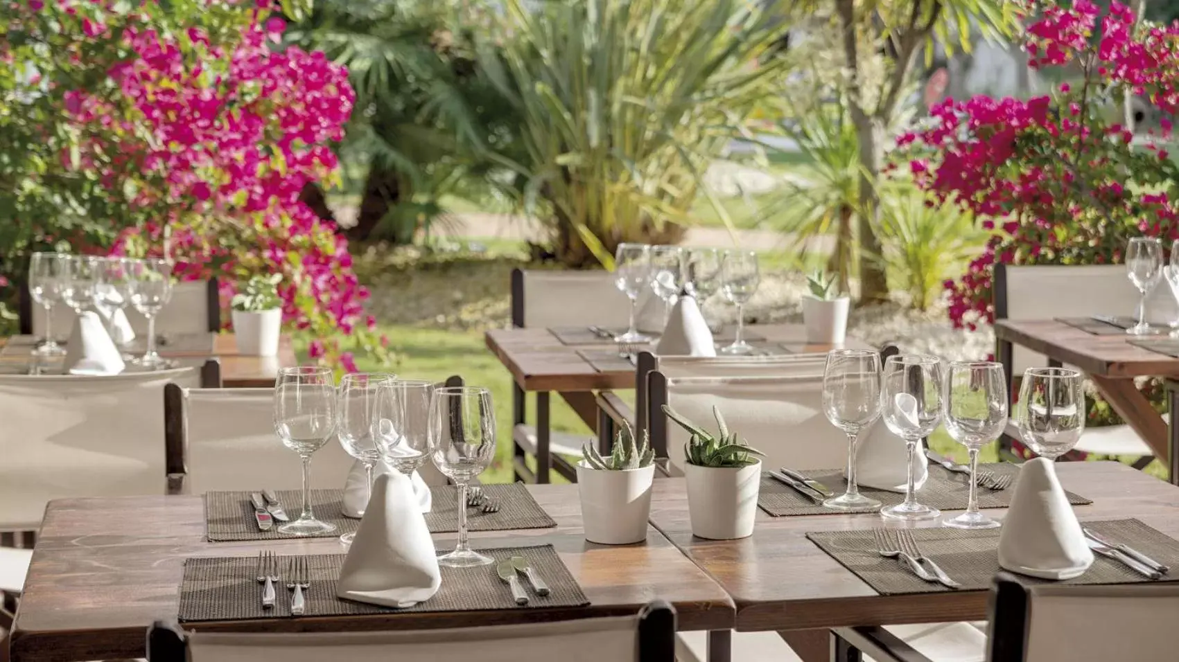 Spring, Restaurant/Places to Eat in Precise Resort El Rompido-The Hotel