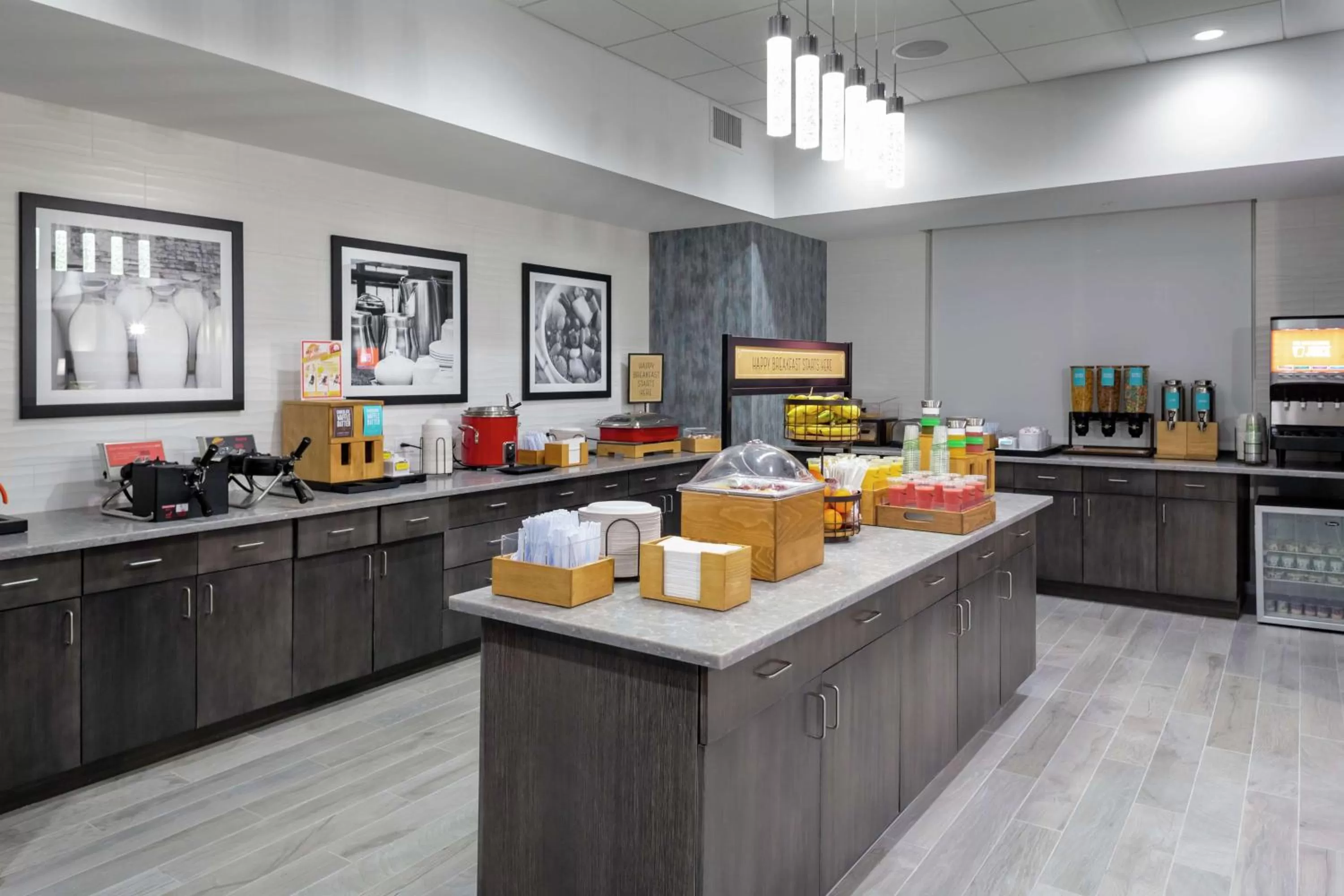 Breakfast in Hampton Inn Dunedin, Fl