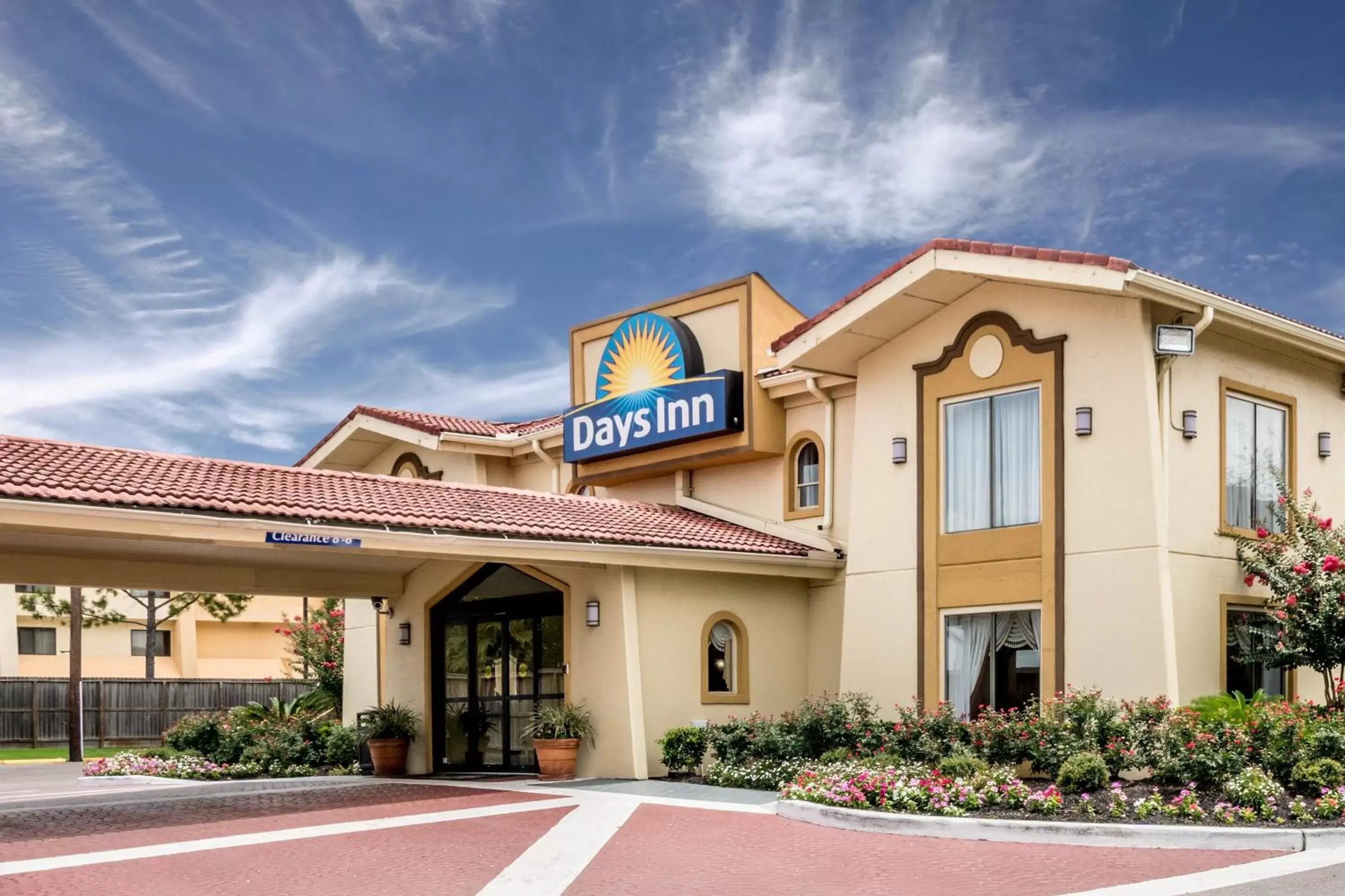 Property building in Days Inn by Wyndham Houston Property building in Days Inn by Wyndham Houston
