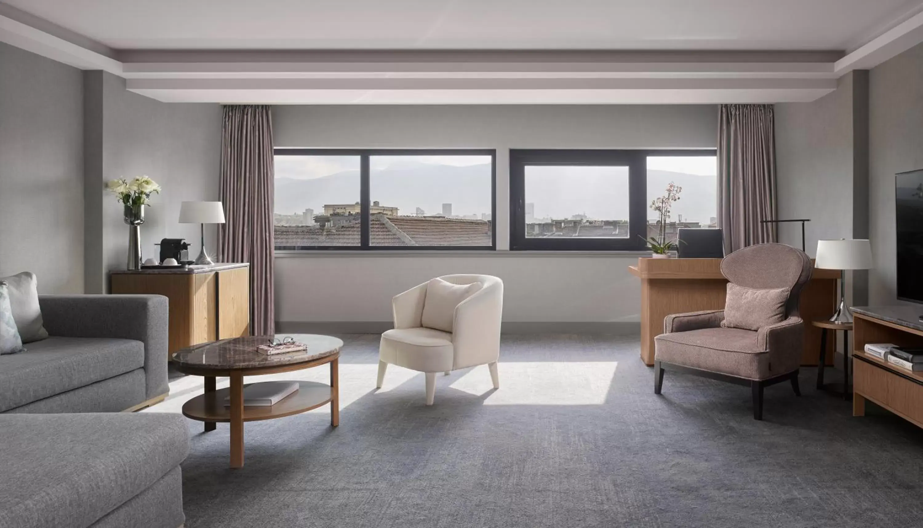 One-Bedroom Suite with Sofa Bed in InterContinental Sofia by IHG One-Bedroom Suite with Sofa Bed in InterContinental Sofia by IHG