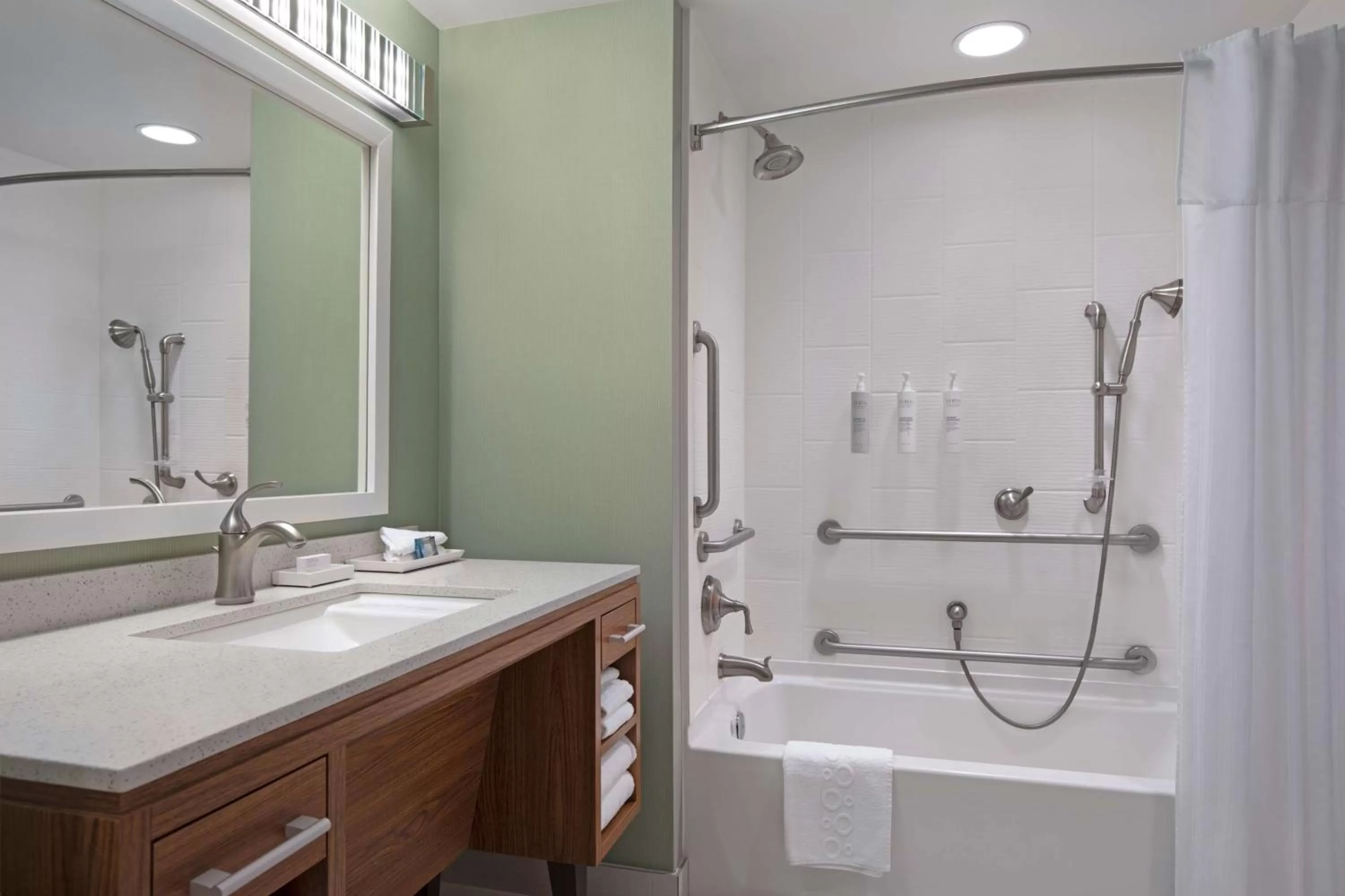 Bathroom in Home2 Suites By Hilton Joliet Plainfield