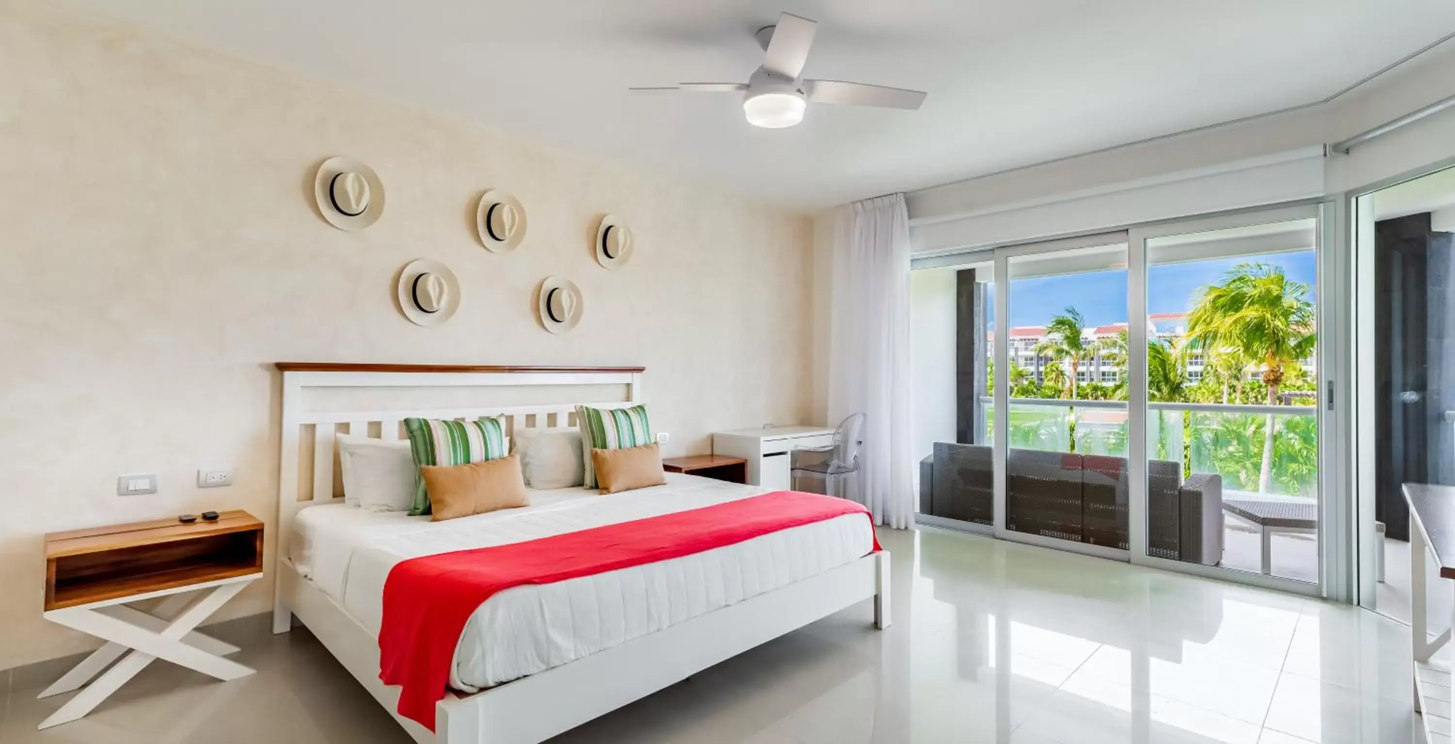 Mareazul Beach Front Condos At playa del Carmen