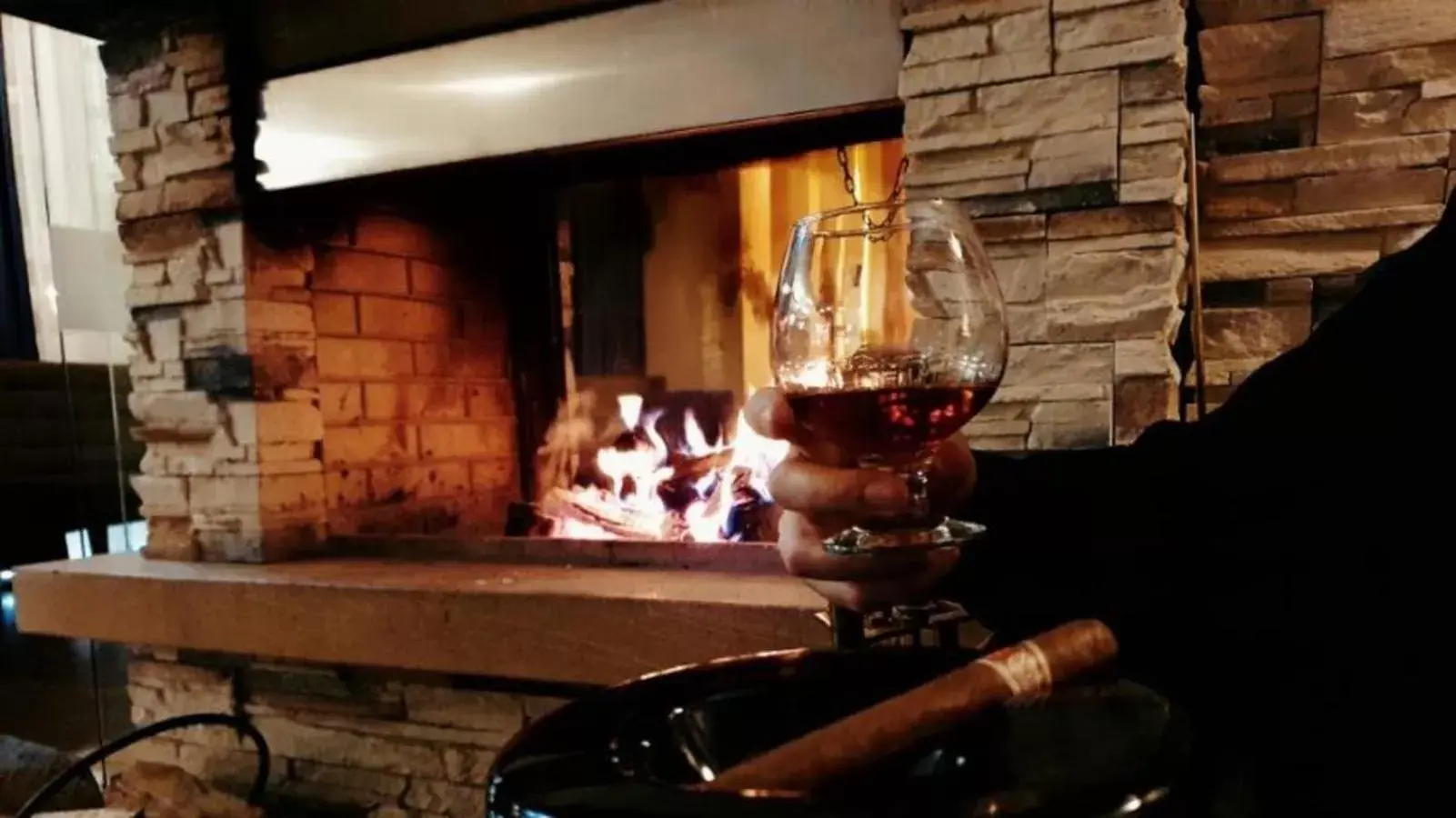 Restaurant/places to eat in Terra Hotel Restaurant/places to eat in Terra Hotel