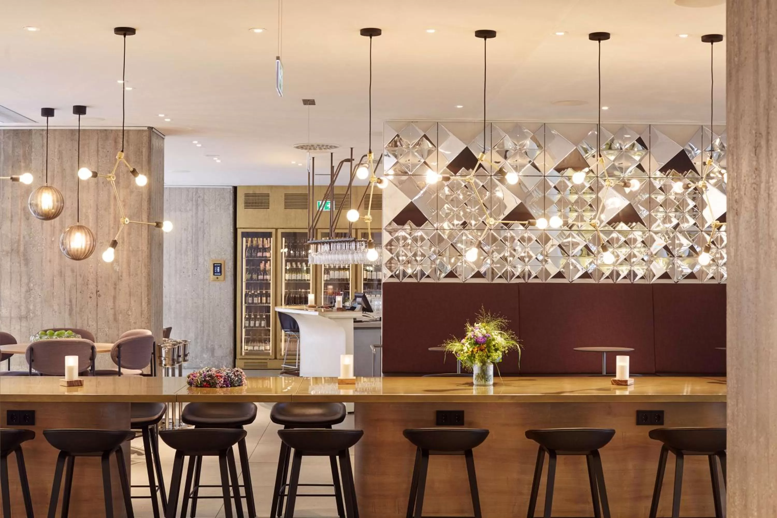 Restaurant/places to eat in Scandic Frankfurt Museumsufer