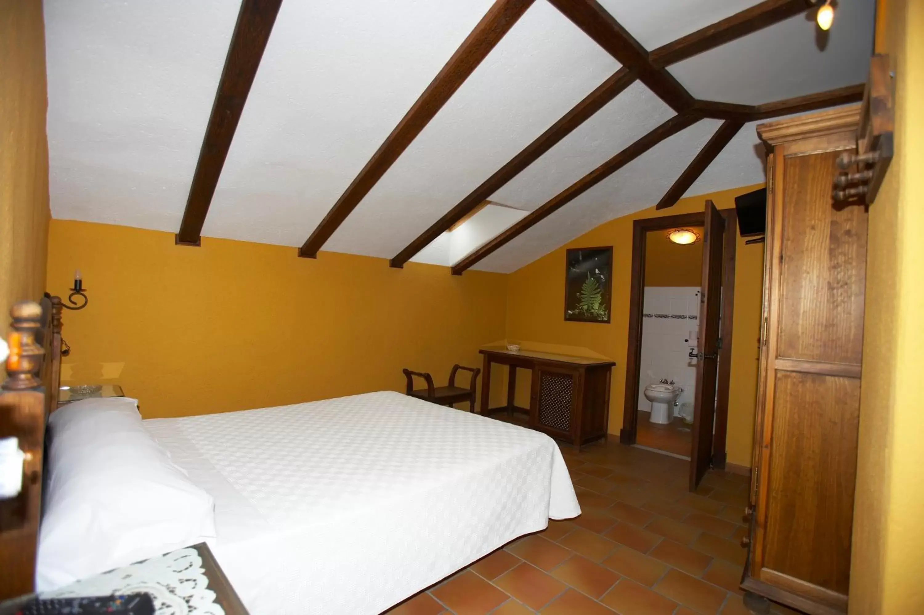 Photo of the whole room, Bed in Hotel Posada San Antonio