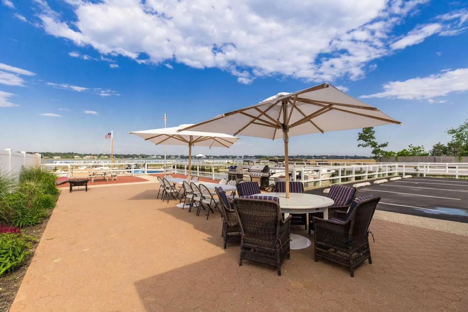 Colonial Shores Resort