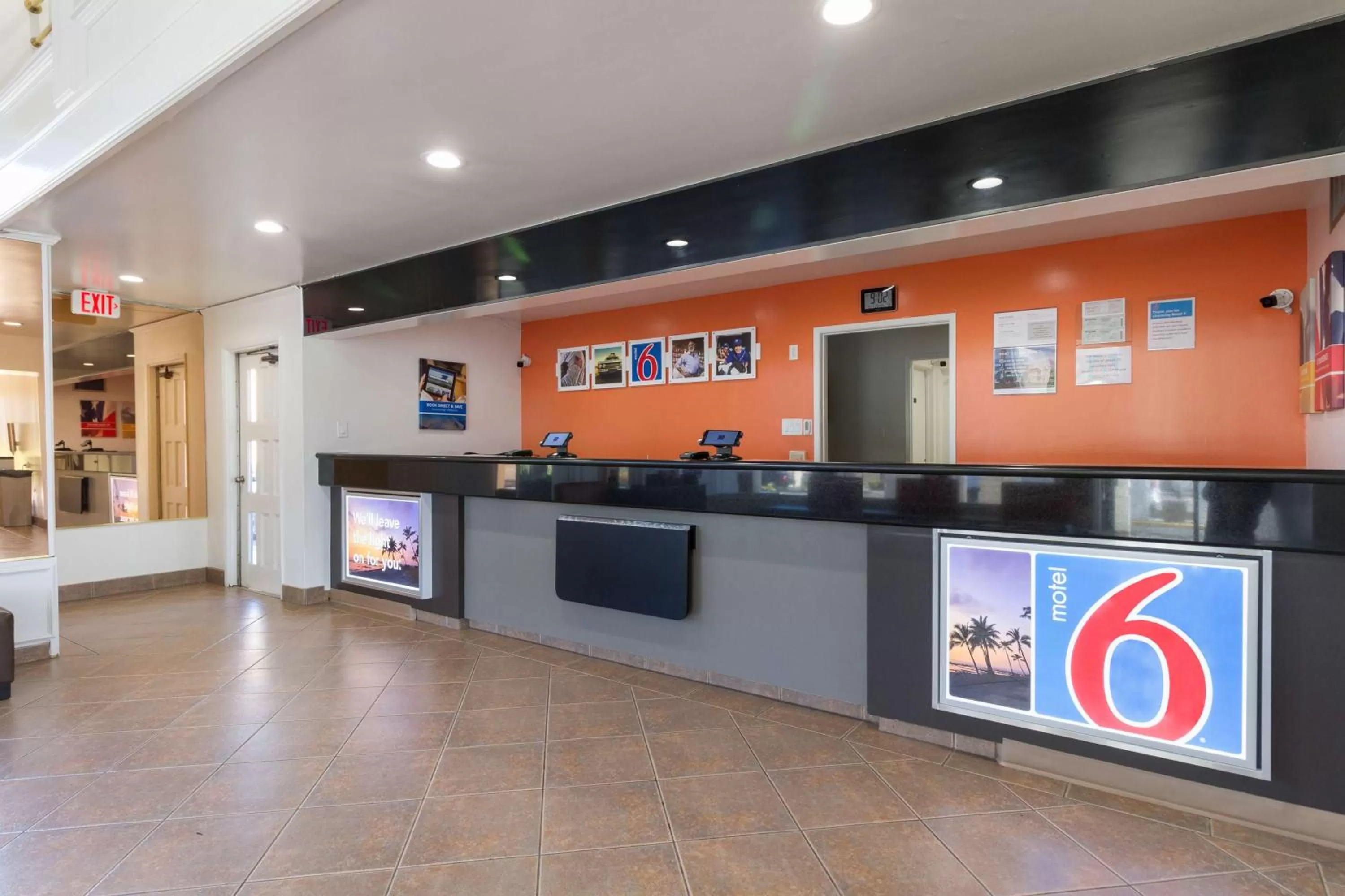 Lobby or reception in Motel 6-Claremont, CA