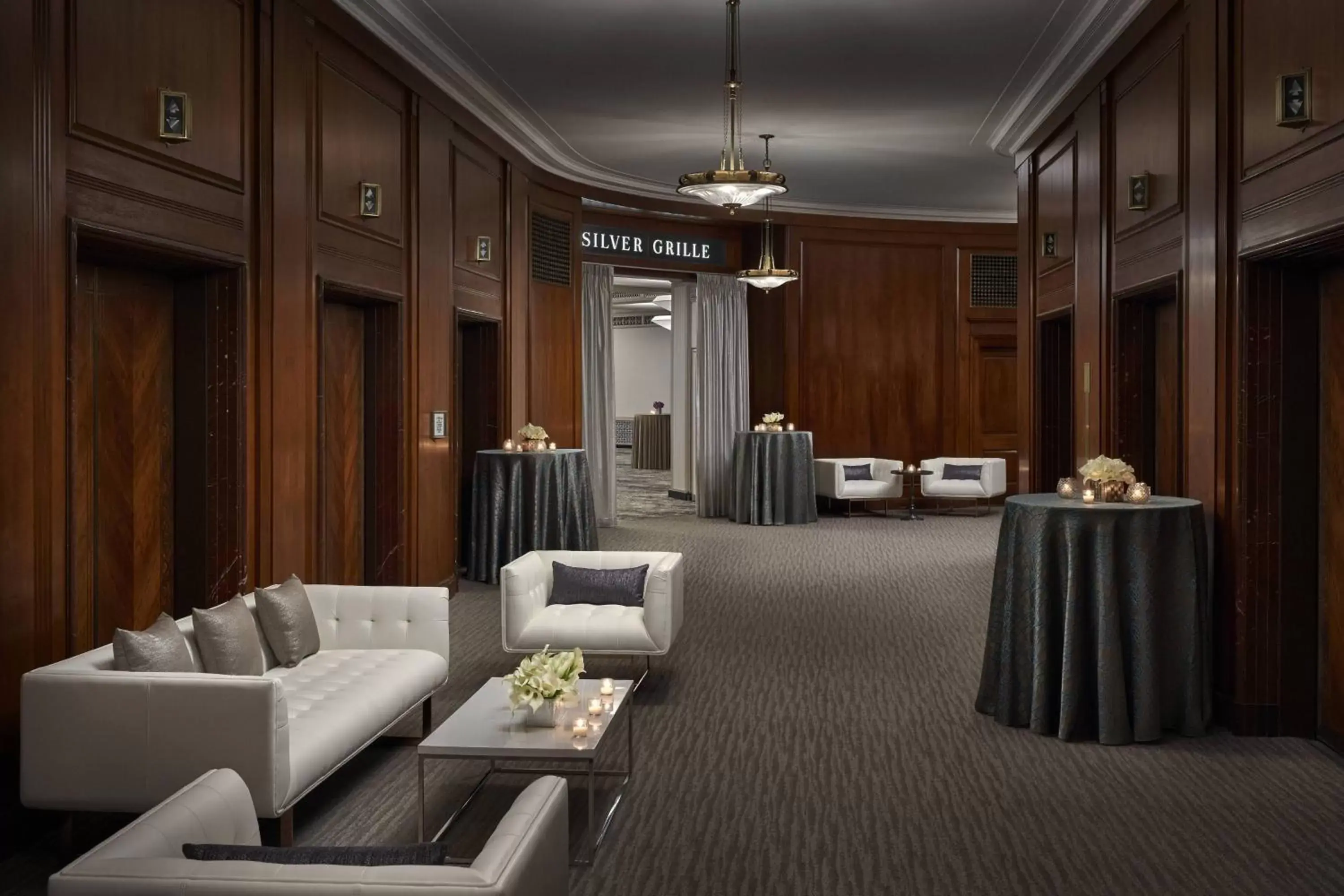 Banquet/Function facilities, Seating Area in The Ritz-Carlton, Cleveland