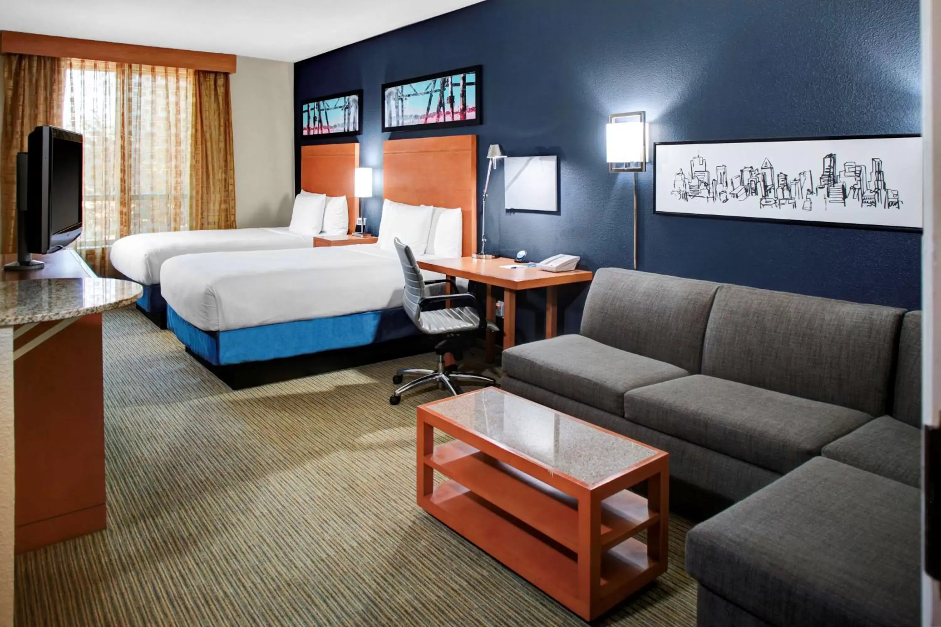 Photo of the whole room in Hyatt House Dallas Lincoln Park