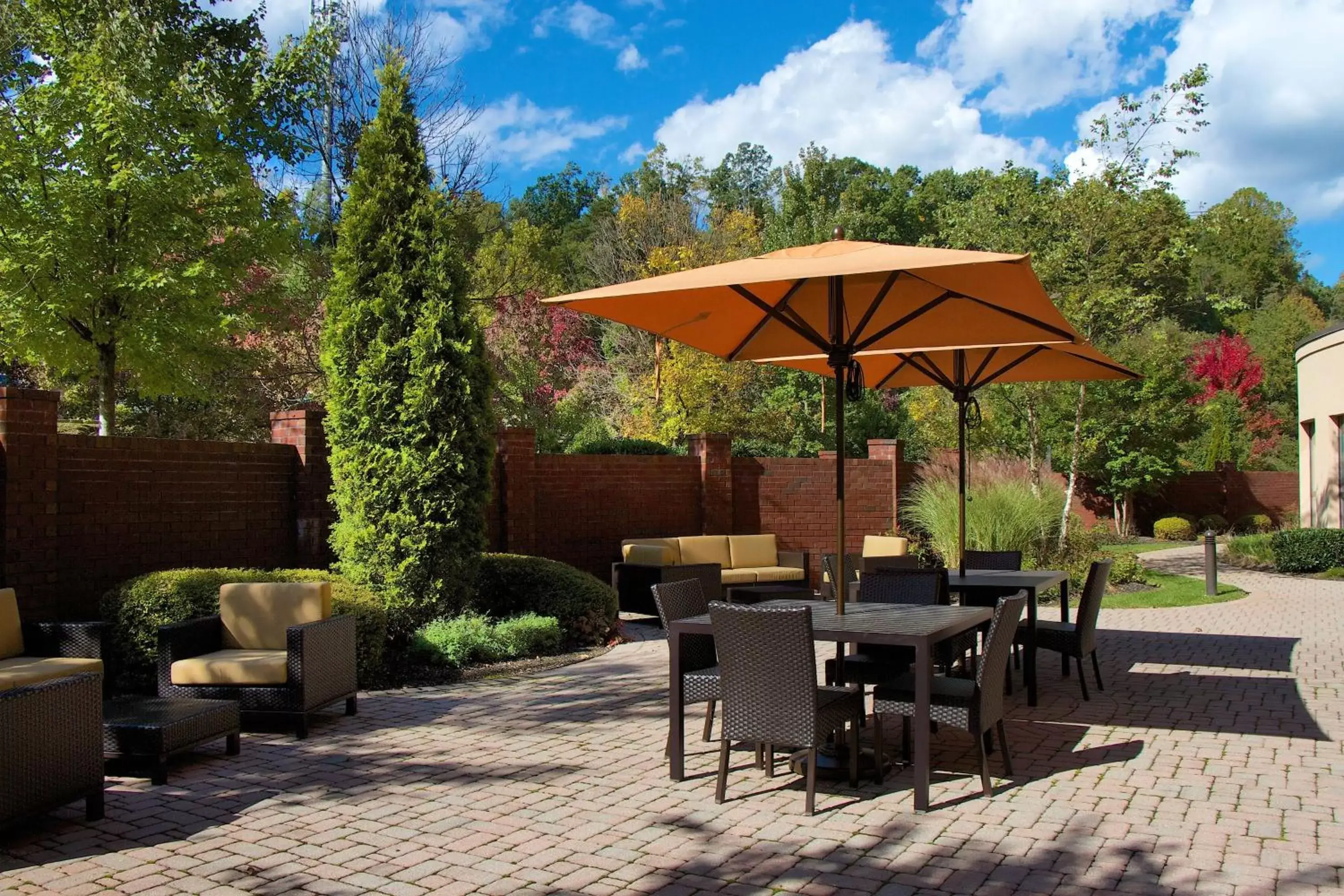 Property building in Courtyard Blacksburg