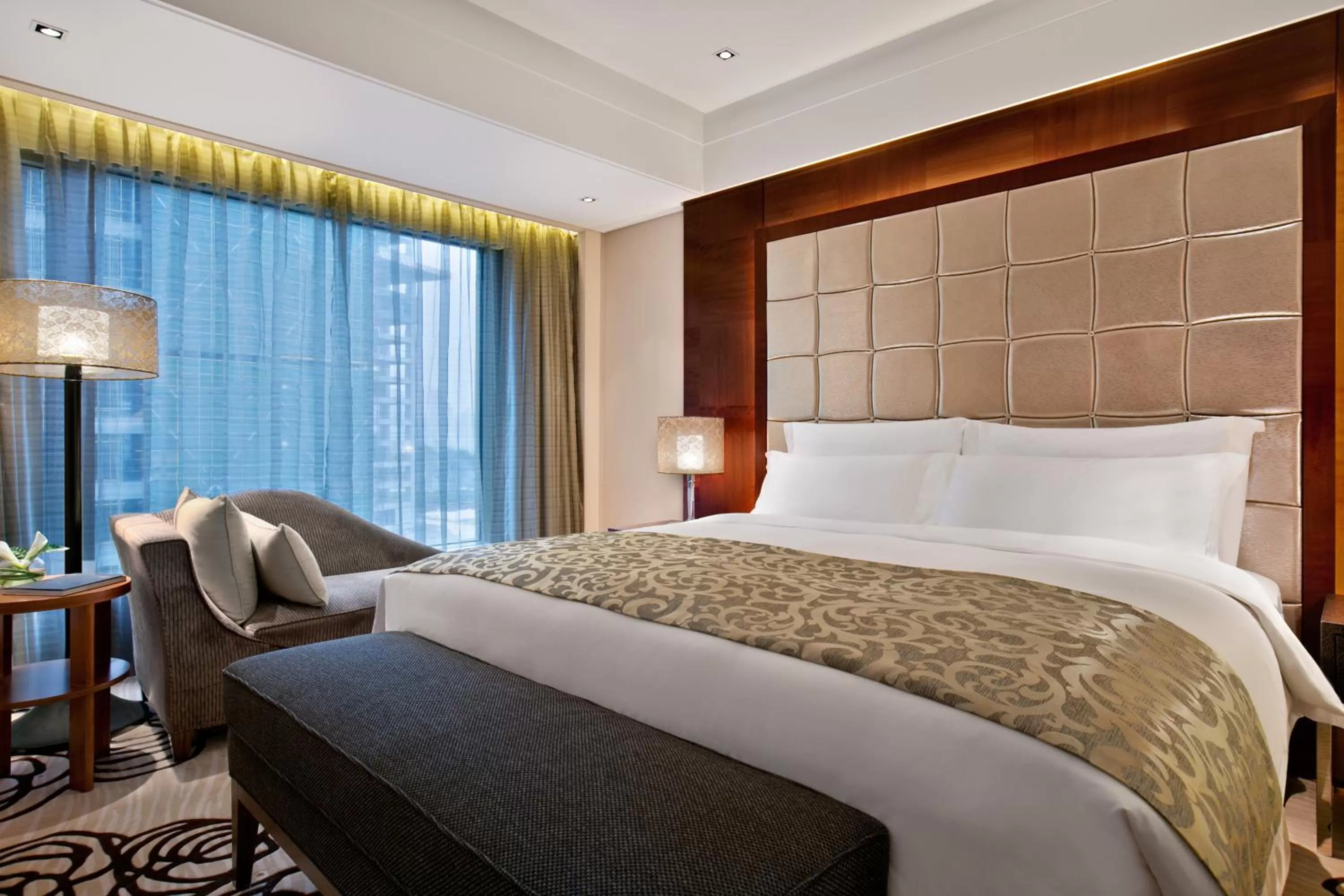 Bed in Kempinski Hotel Chongqing - Complimentary 500ml Home-Brewed beer voucher upon check-in