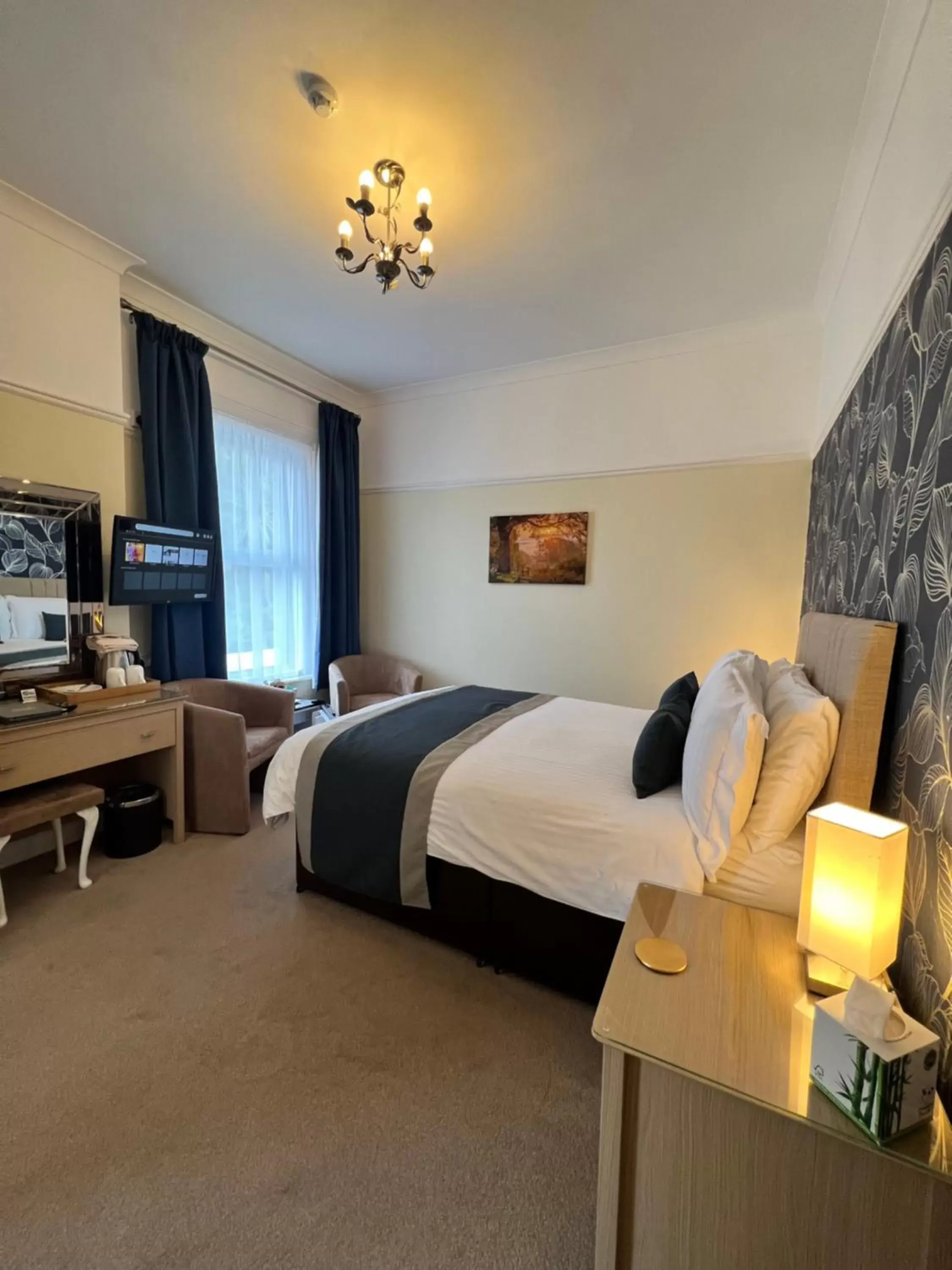 Property building, Bed in Birkdale Guest House