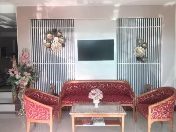 Seating Area in Sasi Nonthaburi Hotel