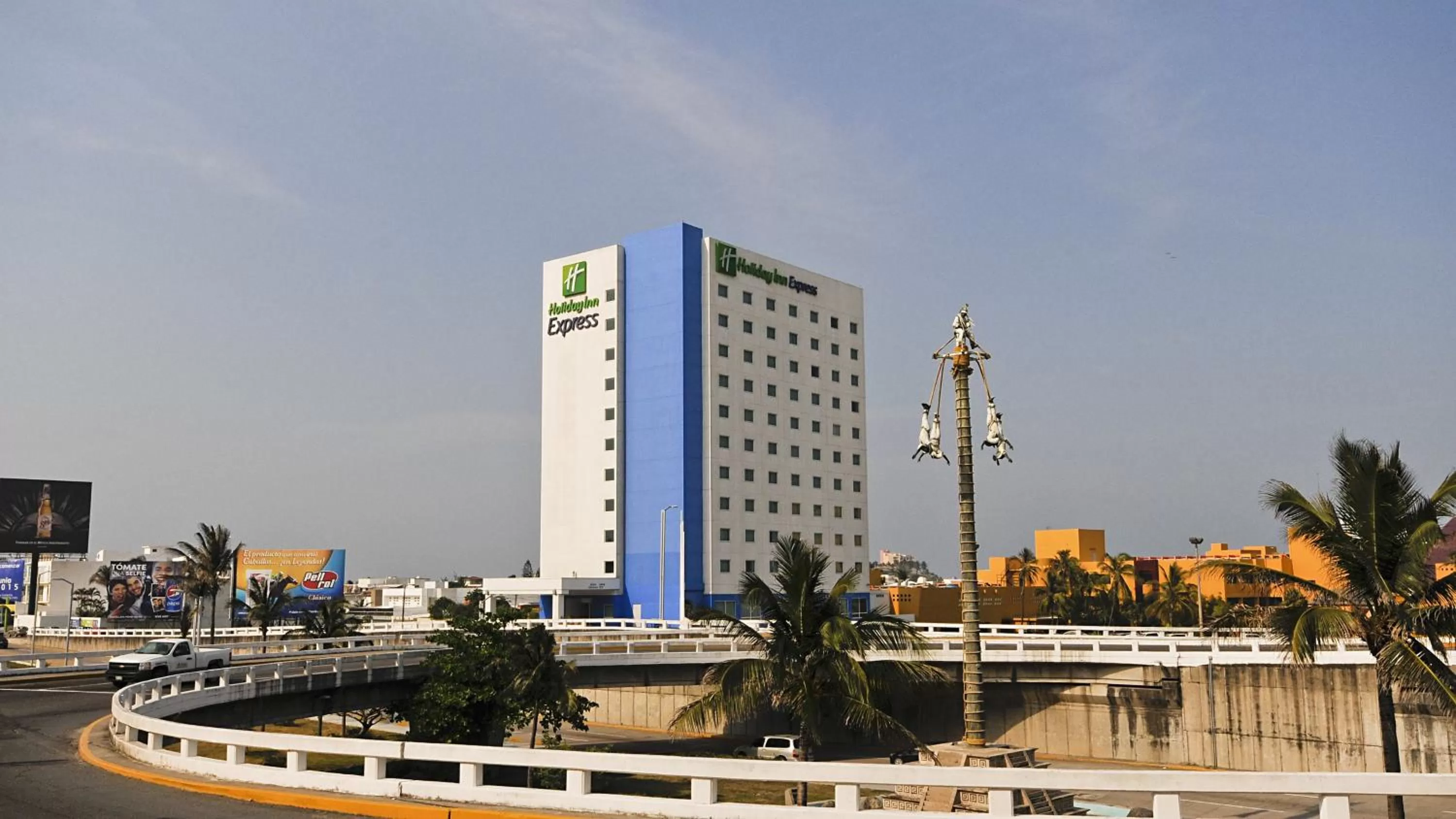 Property building in Holiday Inn Express Veracruz Boca del Rio by IHG